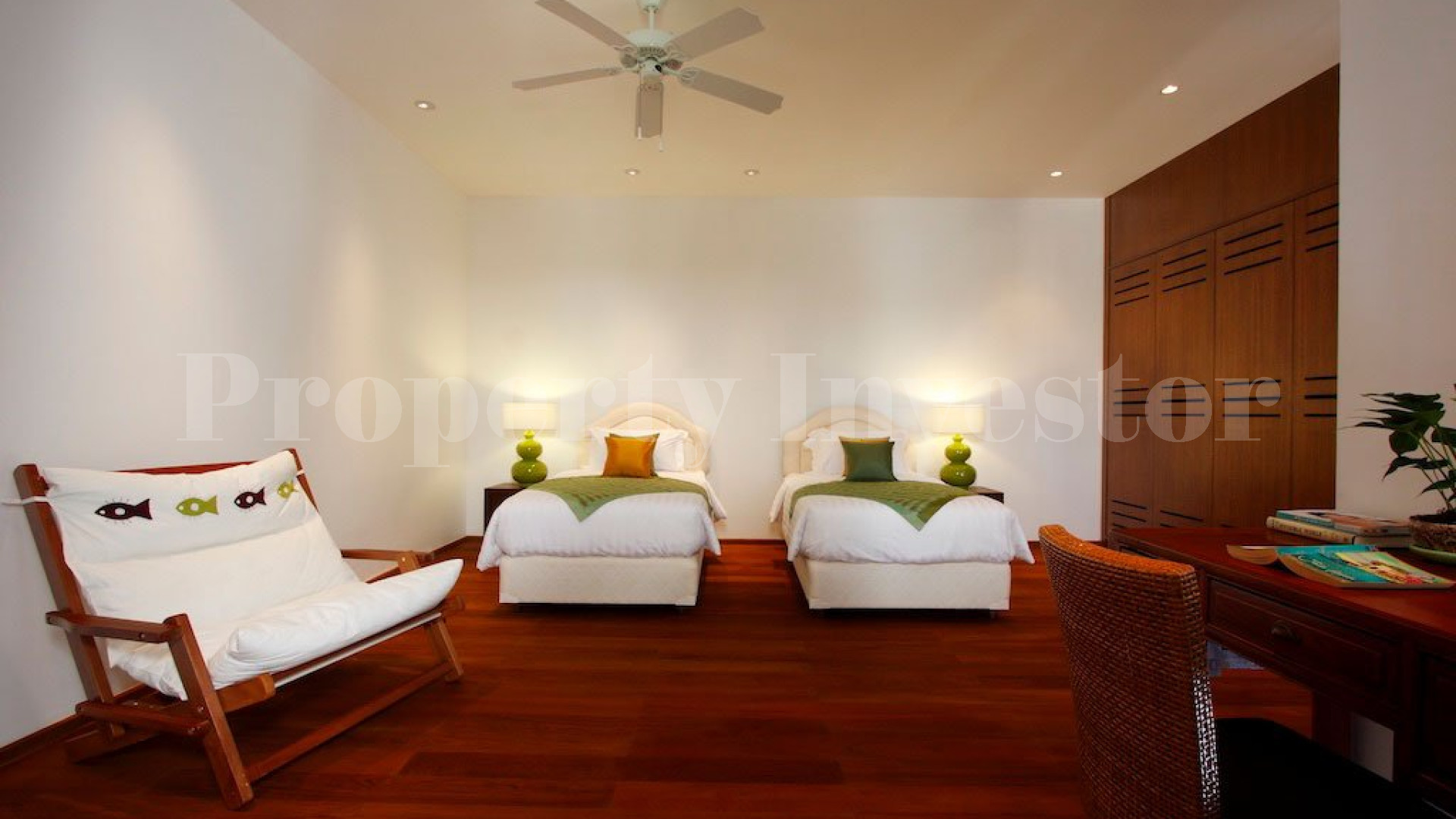 5 Bedroom Luxury Hillside Villa in Layan