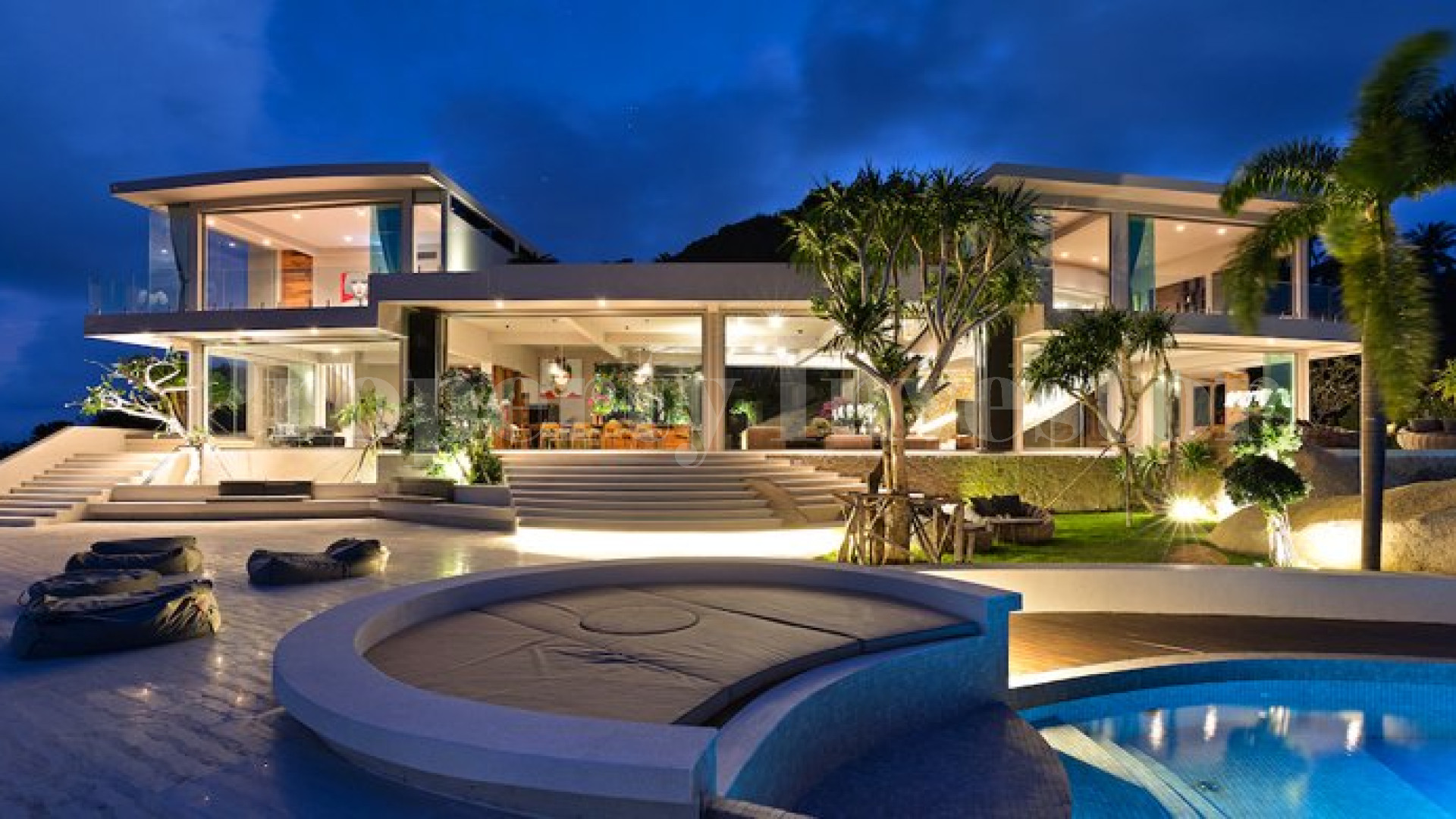 Spectacular 5 Bedroom Ultra-Luxury Seaview Villa with 360° Views for Sale on Chaweng Noi Peak, Koh Samui