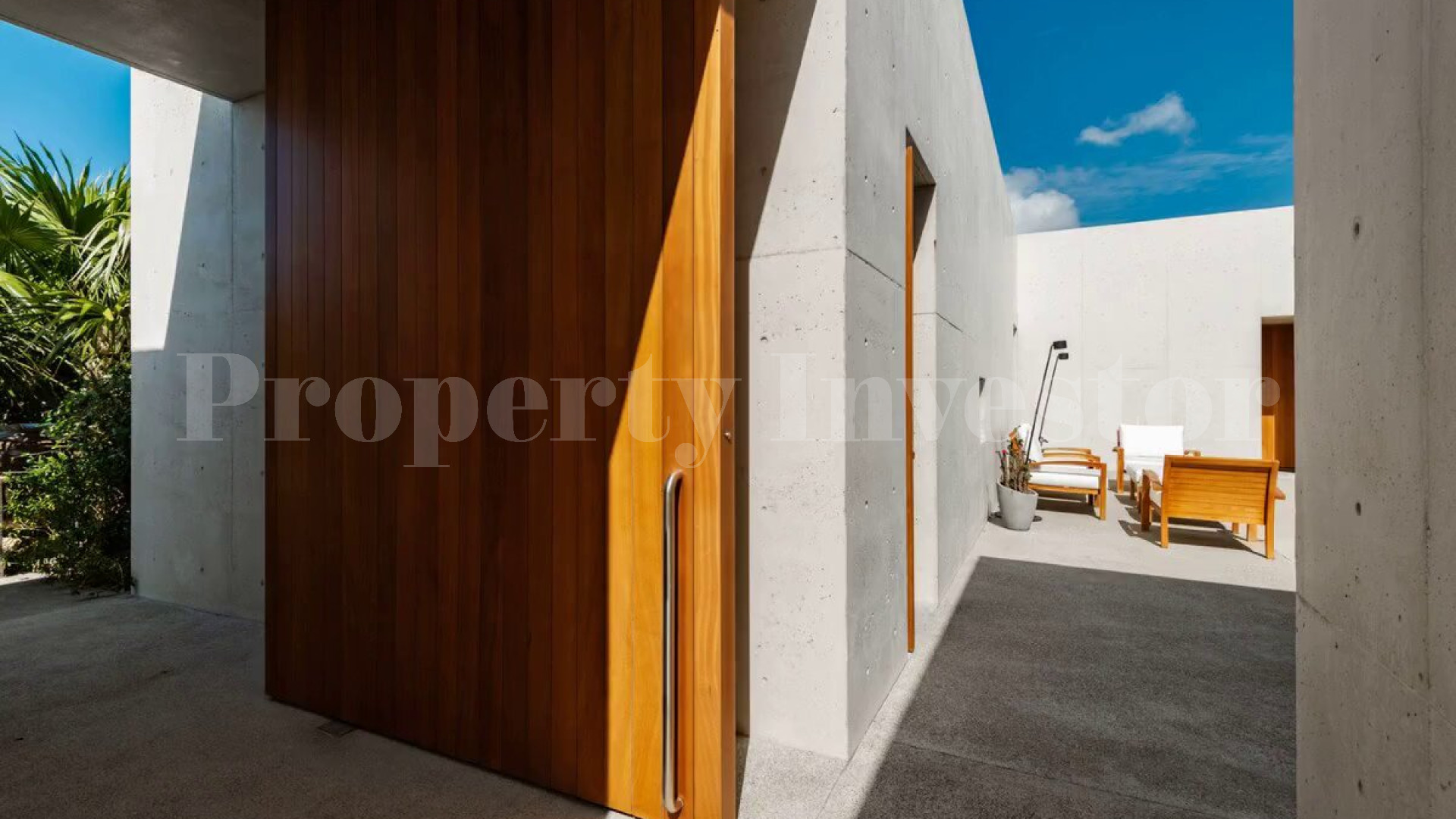 3 Bedroom Luxury Waterfront Designer Villa for Sale in Silly Creek, Providenciales, Turks & Caicos