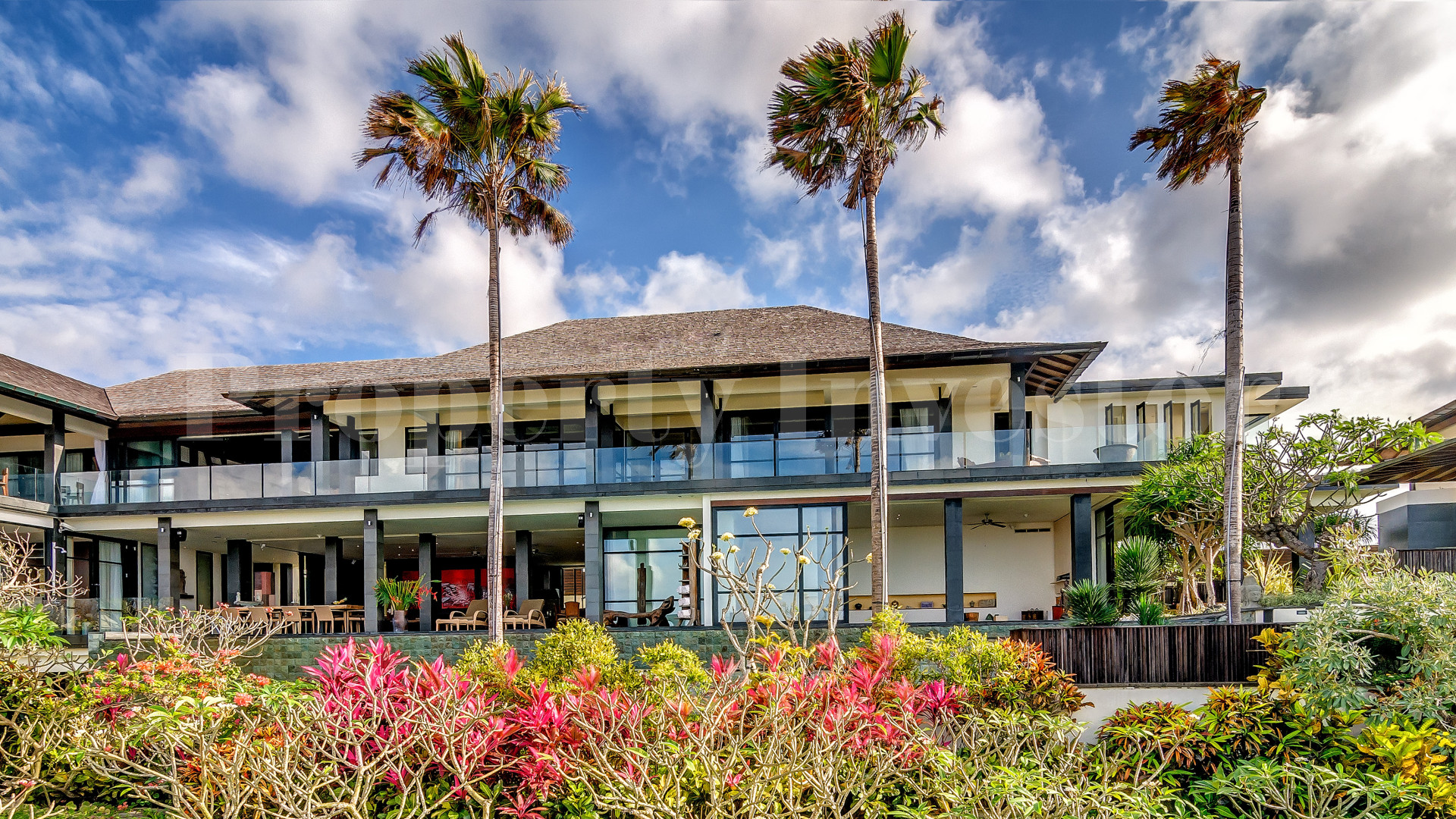 Stunning 7 Bedroom Luxury Villa with 180° Degree Panoramic Ocean Views for Sale in Pandawa, Bali