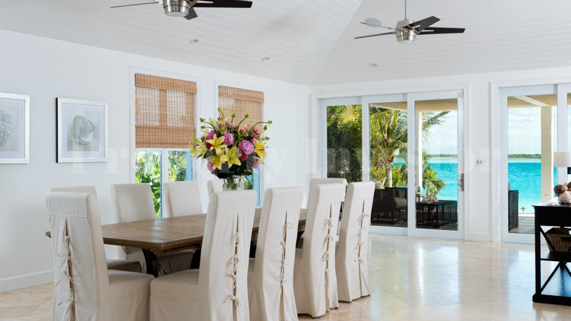 Exclusive Luxury 4 Bedroom Beachfront Villa in Turks & Caicos