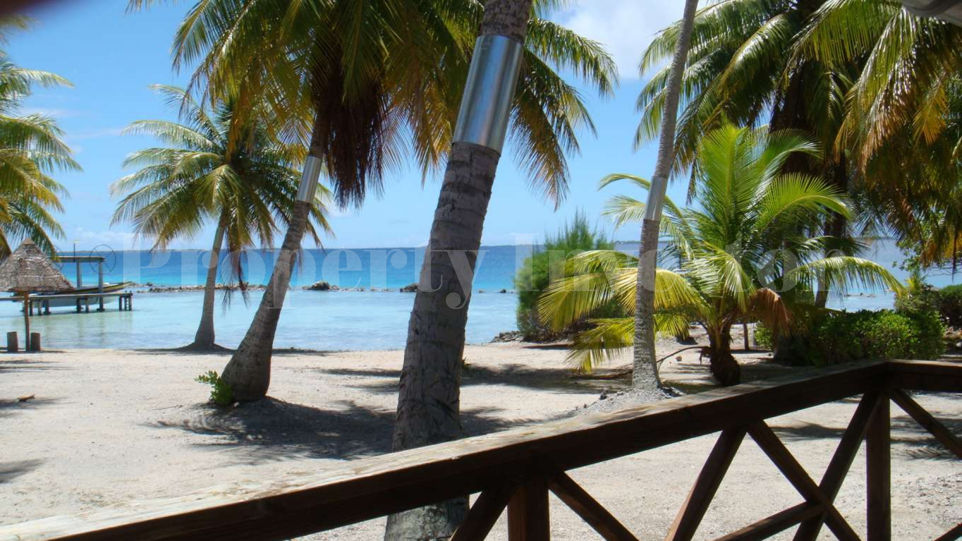 3.36 Hectare Private Boutique Island Retreat with 5 Bungalows in French Polynesia
