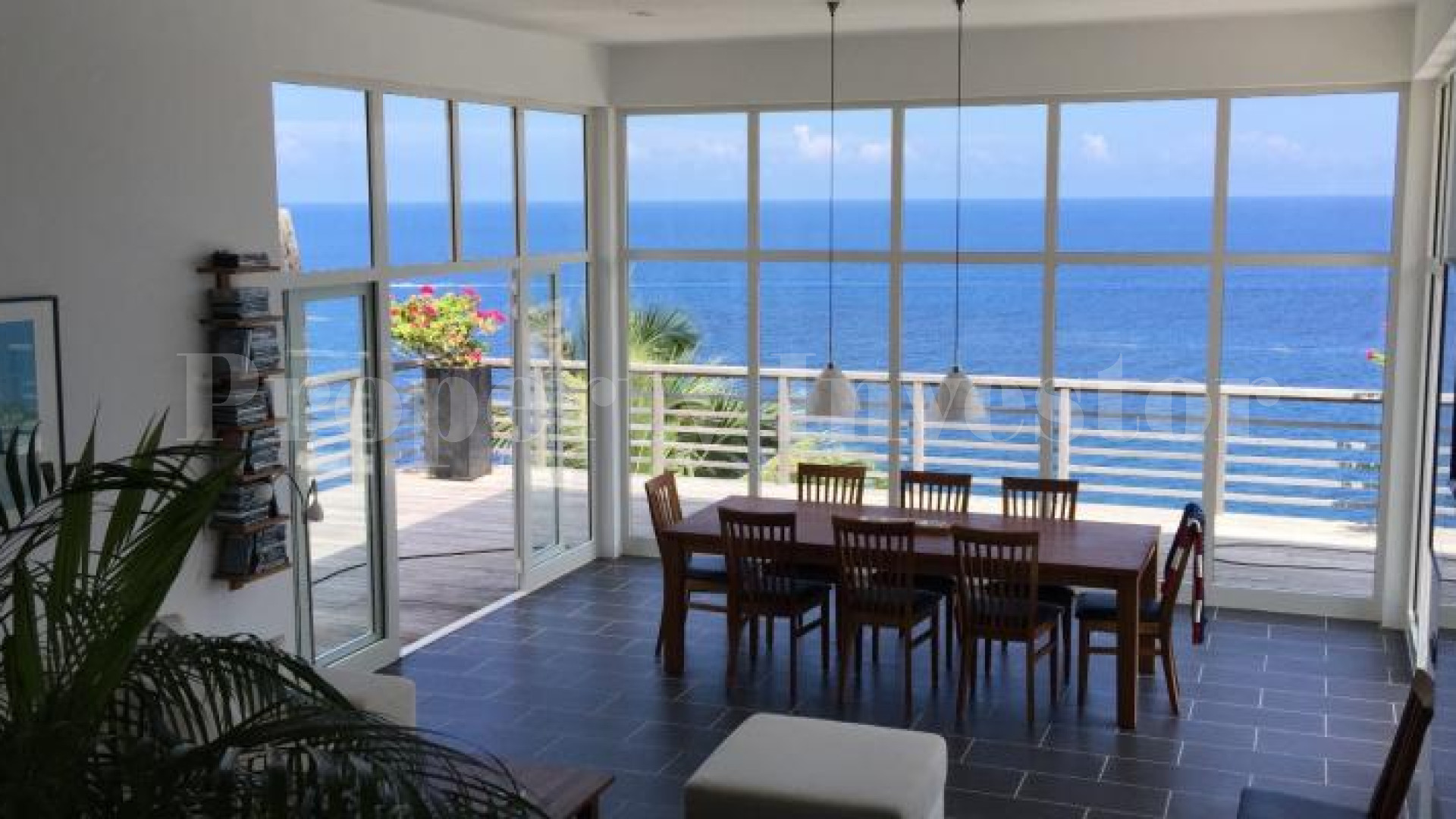 Fantastic 2 Bedroom Luxury Villa with Spectacular Panoramic Sea Views Overlooking Surfer's Beach, Seychelles