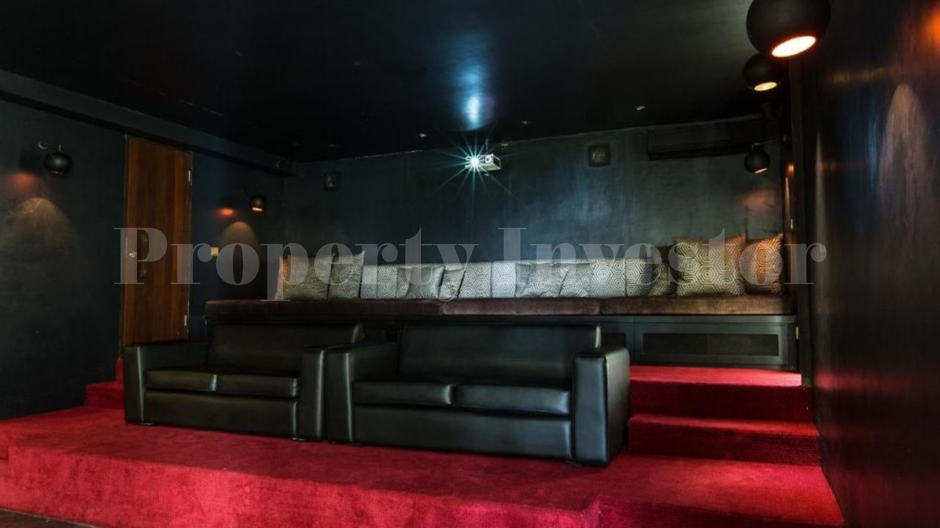 Impressive 4 Bedroom Contemporary Luxury Villa with Spectacular Valley Views for Sale in Uluwatu, Bali