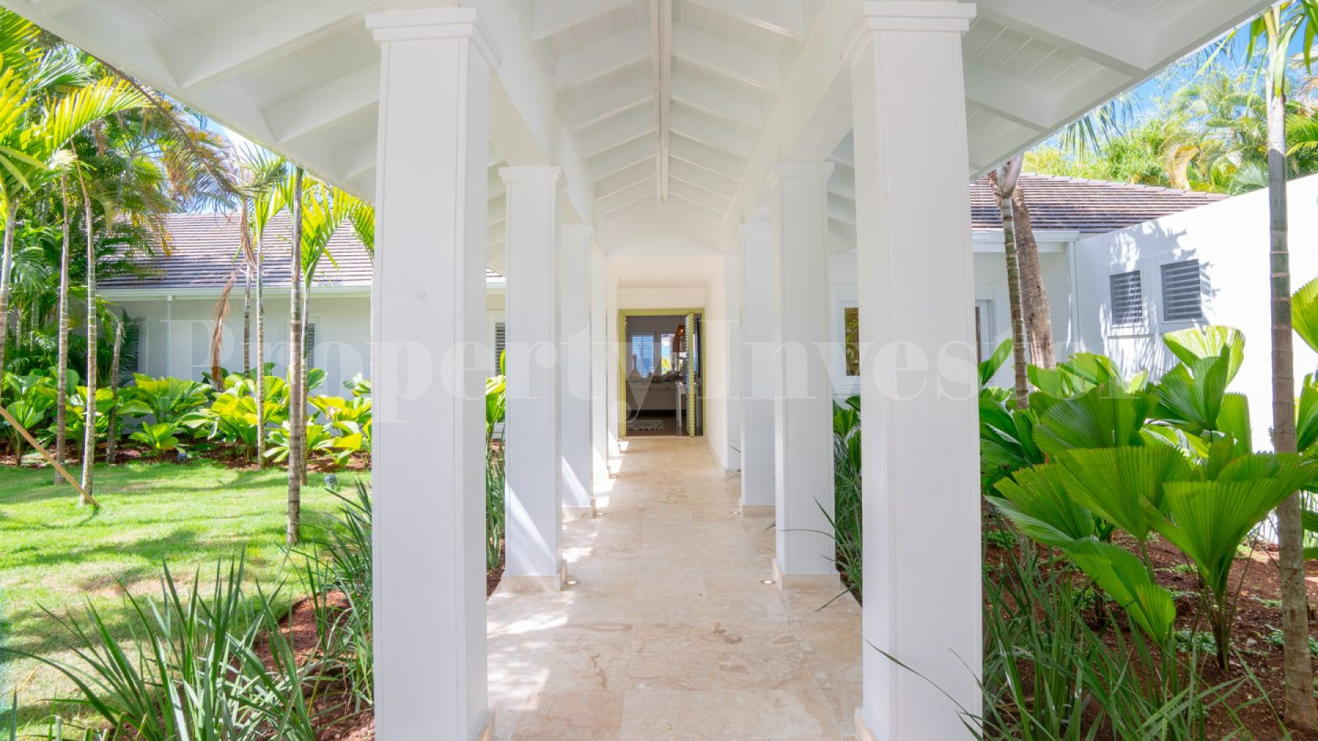 Modern Colonial 7 Bedroom Luxury Villa with Fabulous Golf & Ocean Views for Sale in La Romana, Dominican Republic