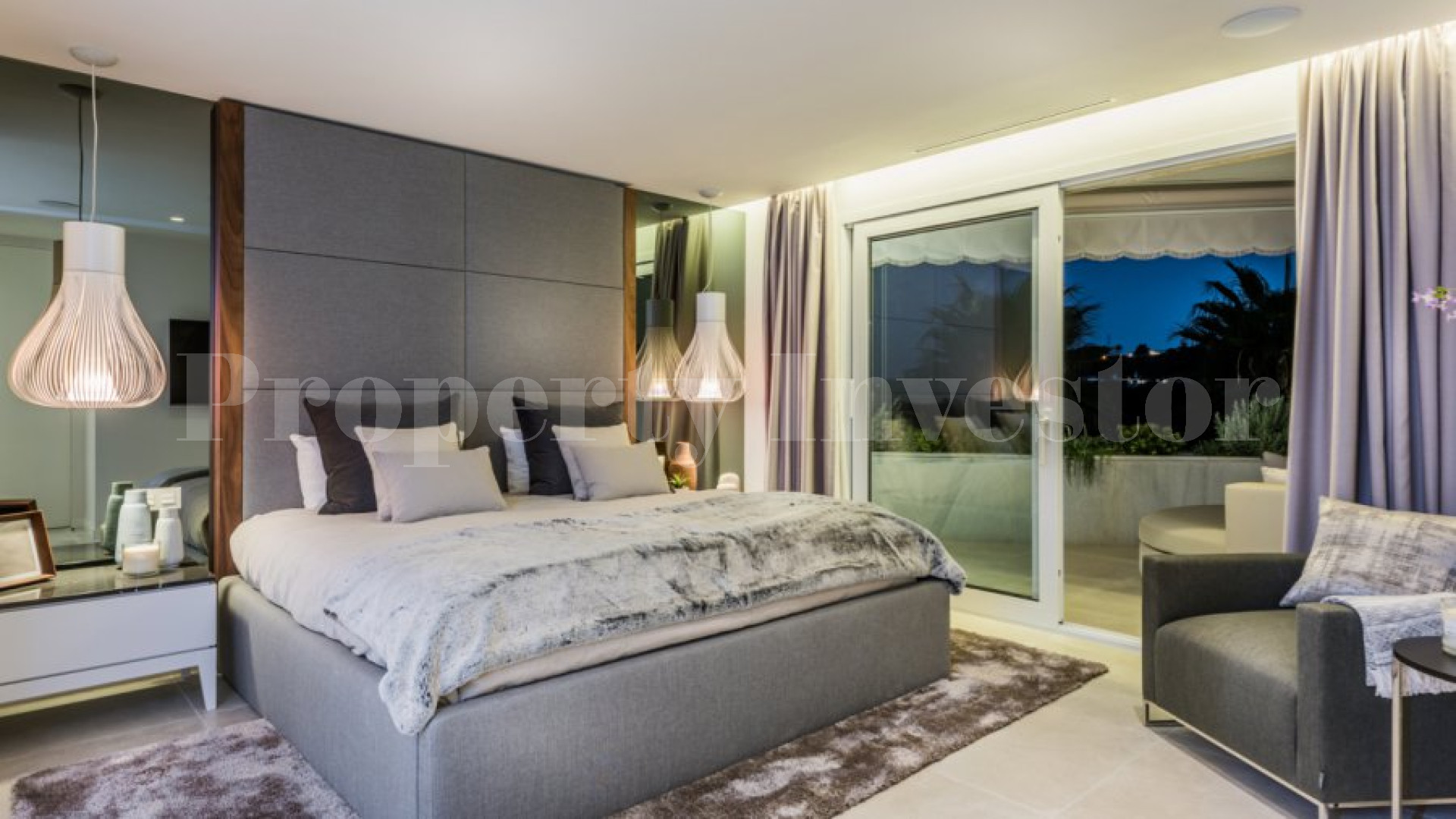 Spectacular 3 Bedroom Duplex Penthouse in Marbella