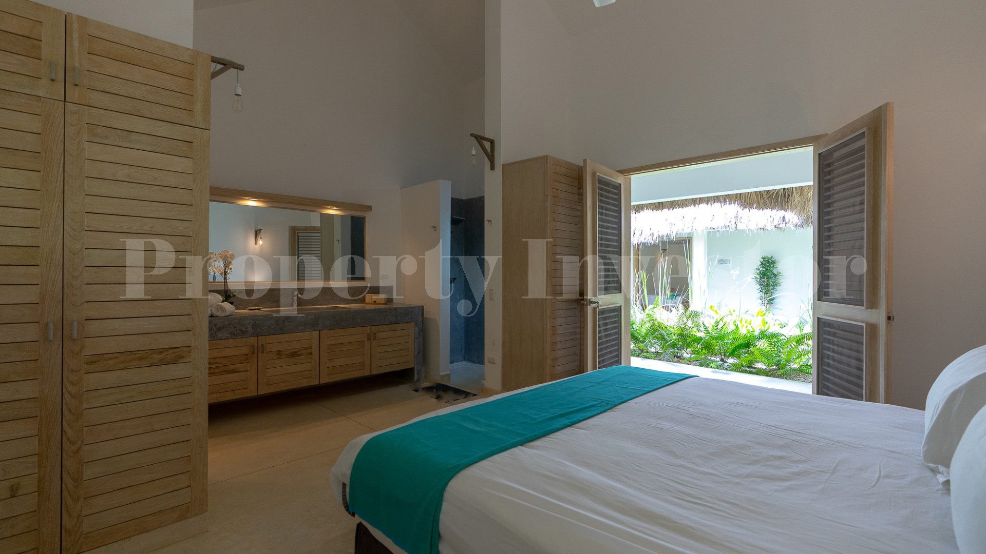 Beautiful 5 Bedroom Luxury Beachfront Villa for Sale at Playa Coson, Las Terrenas