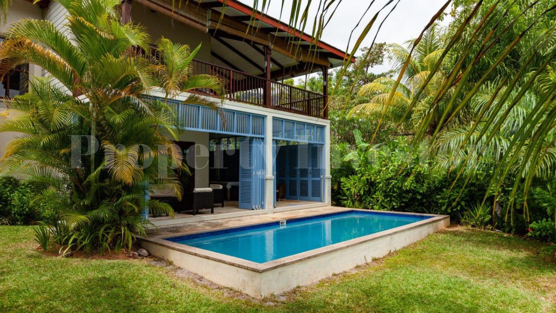Spacious 4 Bedroom Waterfront Maison with Private Mooring for Sale on Eden Island, Seychelles