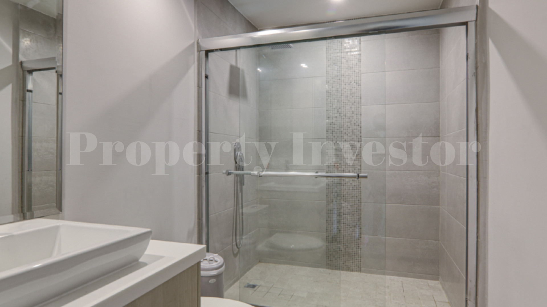 Beautifully Renovated 4 Bedroom Modern Three-Storey Home for Sale in Paitilla, Panama City