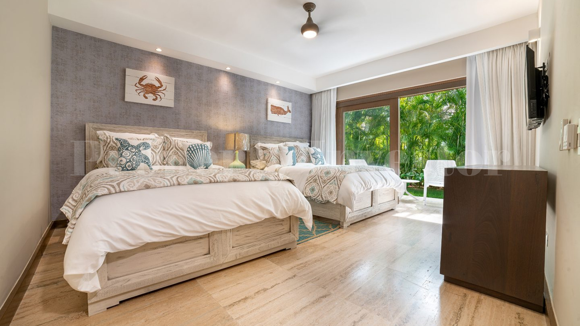 Exquisite 5 Bedroom Villa with Stunning Golf & Ocean Views for Sale in La Romana, Dominican Republic