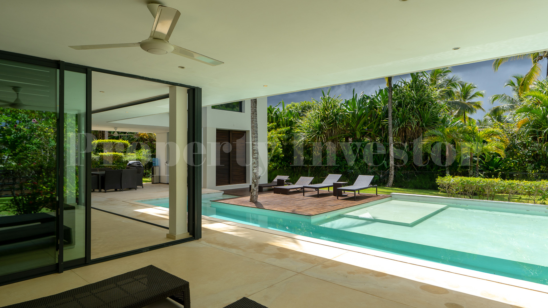 Modern 4 Bedroom Pool Villa for Sale in Playa Bonita, Dominican Republic