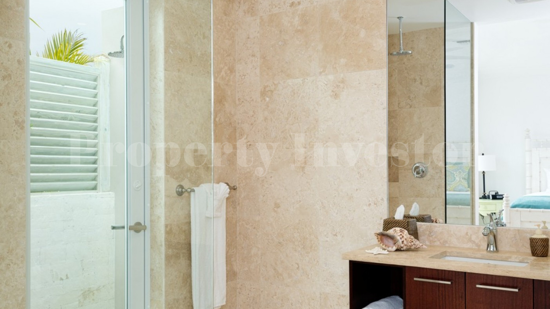 Exclusive Luxury 4 Bedroom Beachfront Villa in Turks & Caicos