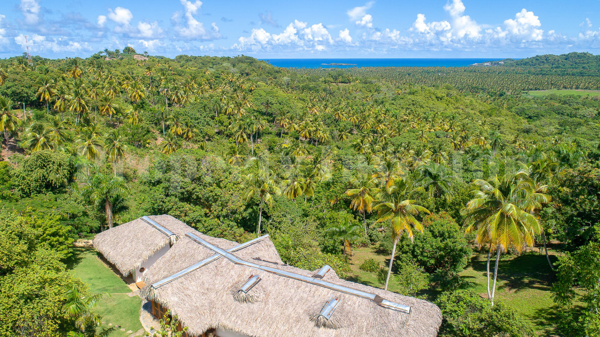 Эко ретрит на 5 спален с ручной отделкой с невероятными видами на океан и тропические сады рядом с Лас-Терренас, Доминиканская Республика