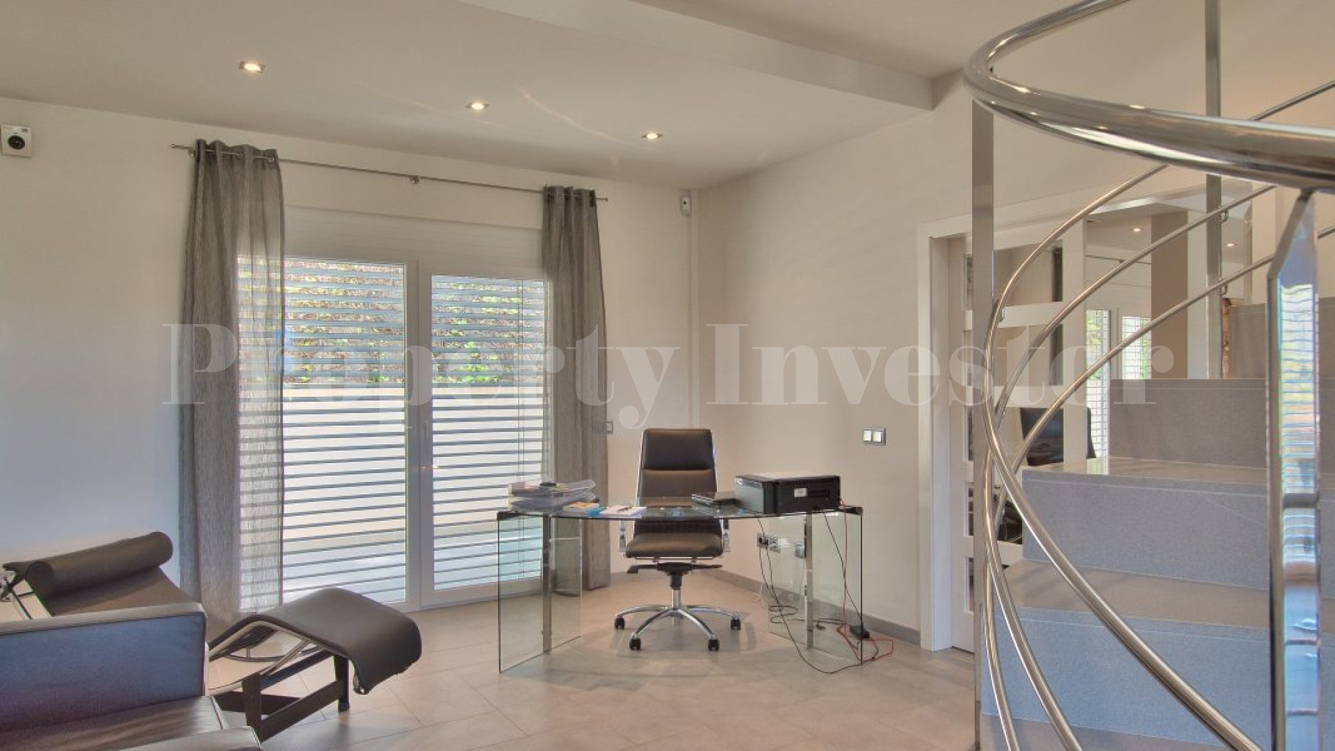 Elegant 4 Bedroom Villa in Nova Santa Ponsa