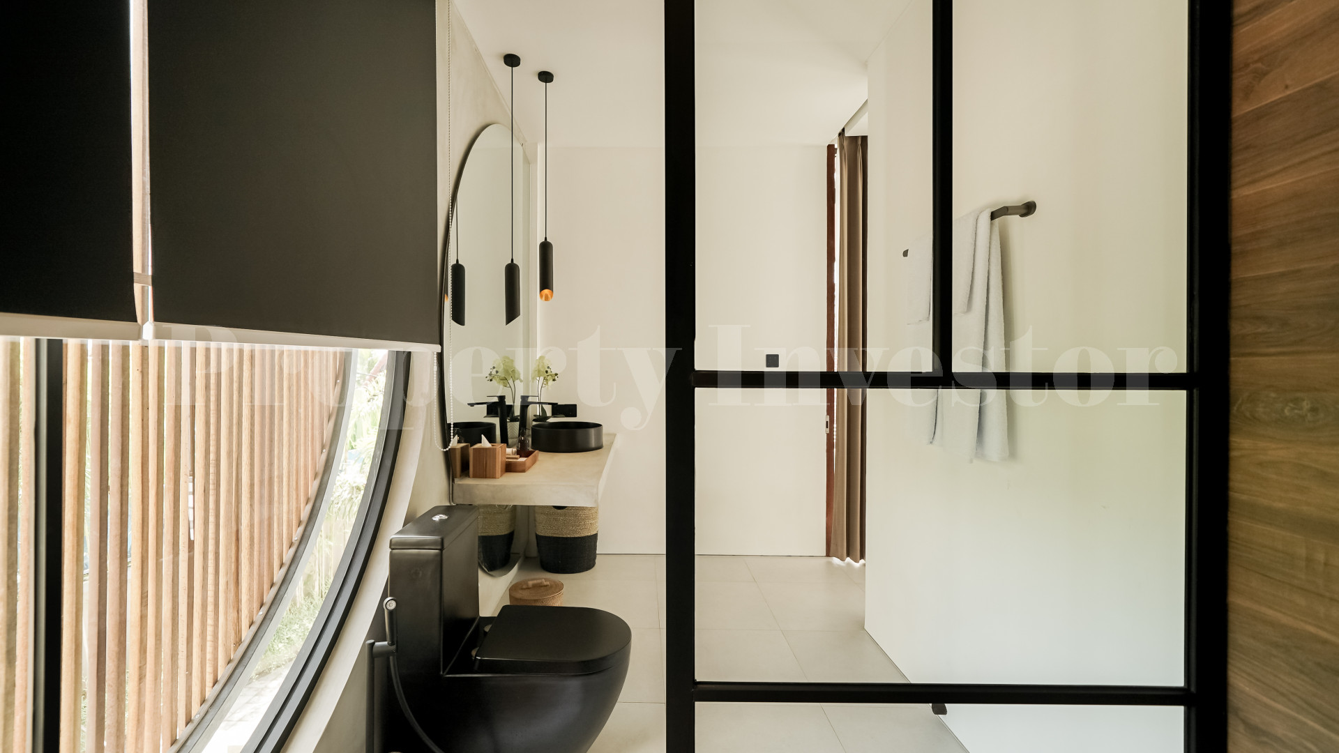 Modern 2 Bedroom Tropical Paradise Oceachfront Villa for Sale in Canggu-Pererenan, Bali