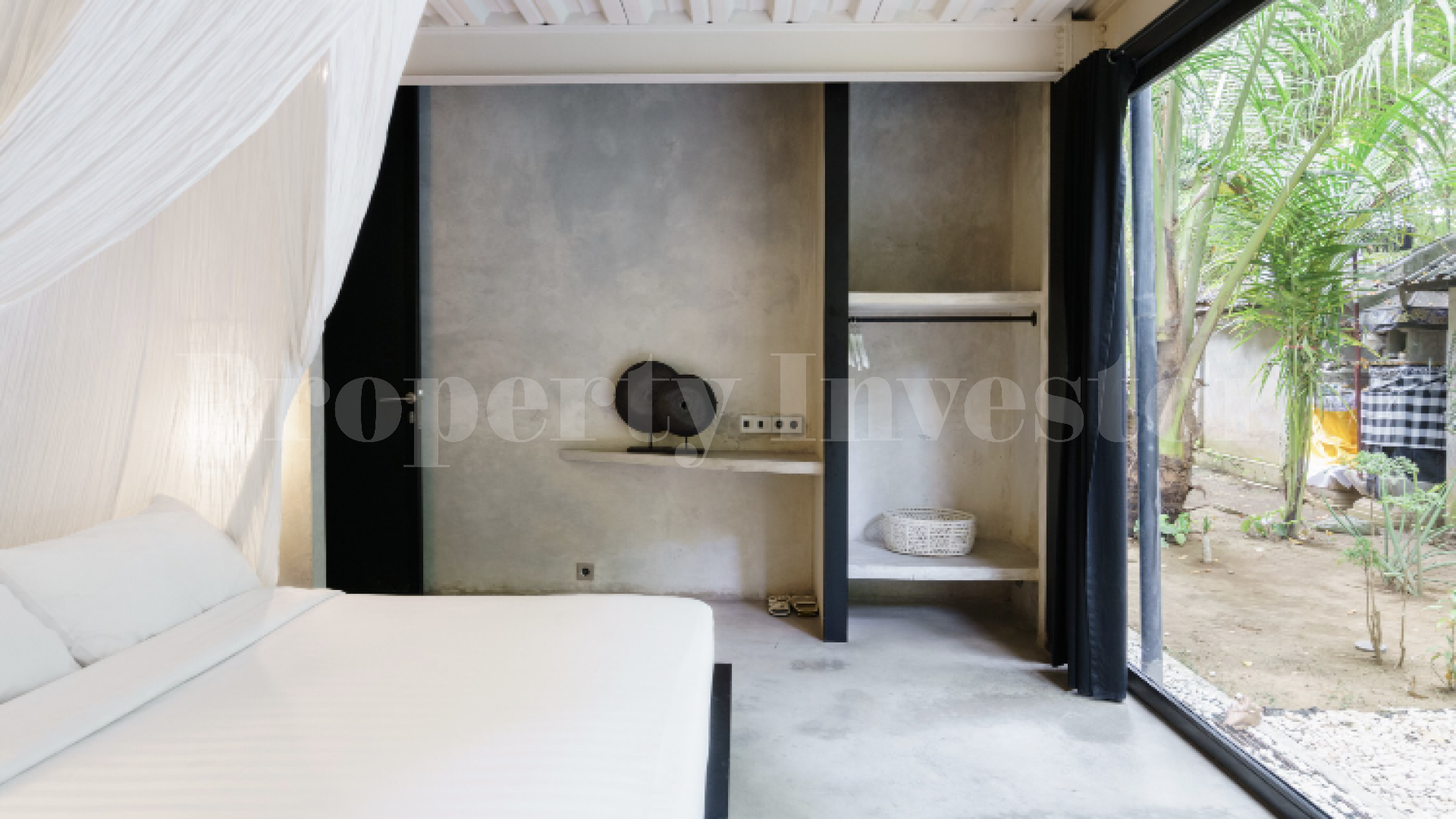 Ultra Modern 5 Bedroom Villa in the Heart of Seminyak