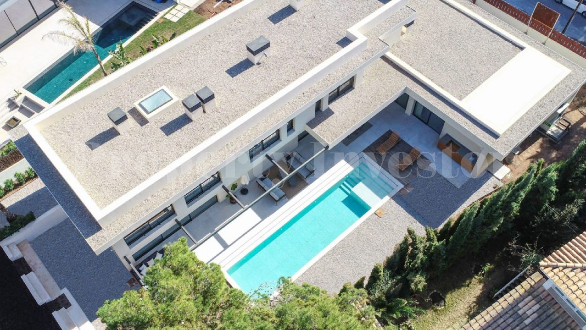 Modern 4 Bedroom Luxury Villa in Popular Residential Area of Santa Ponsa