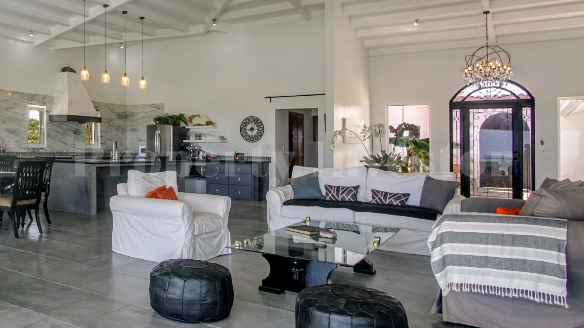 Incredible 6 Bedroom Luxury Beachfront Villa with Spectacular Panoramic Pacific Ocean Views for Sale in Pedasi, Panama