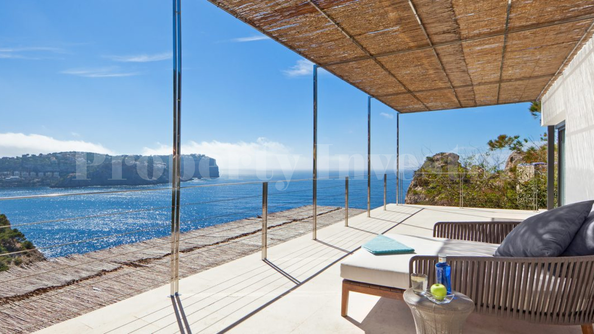 Modern 4 Bedroom Sea View Villa in Port Andratx