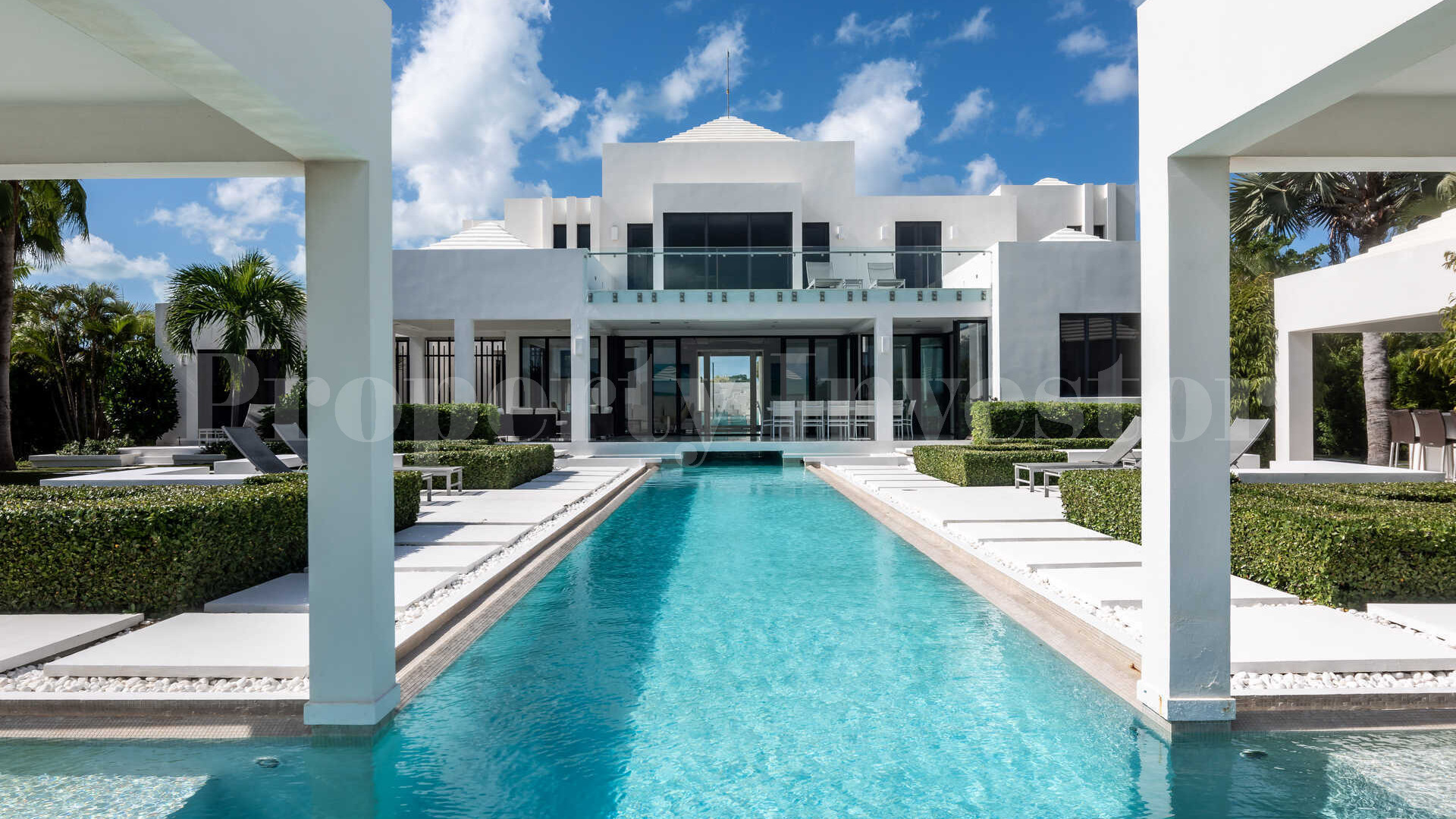 Dazzling 5 Bedroom Luxury Villa with Private Boat Dock in Leeward, Turks & Caicos