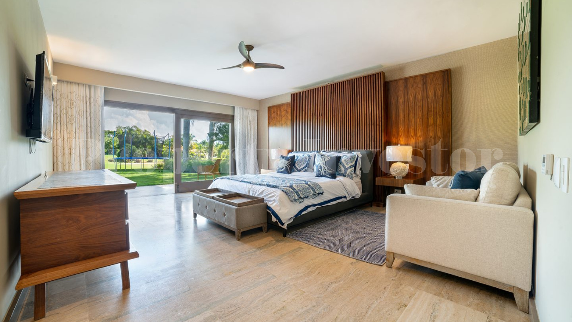 Exquisite 5 Bedroom Villa with Stunning Golf & Ocean Views for Sale in La Romana, Dominican Republic