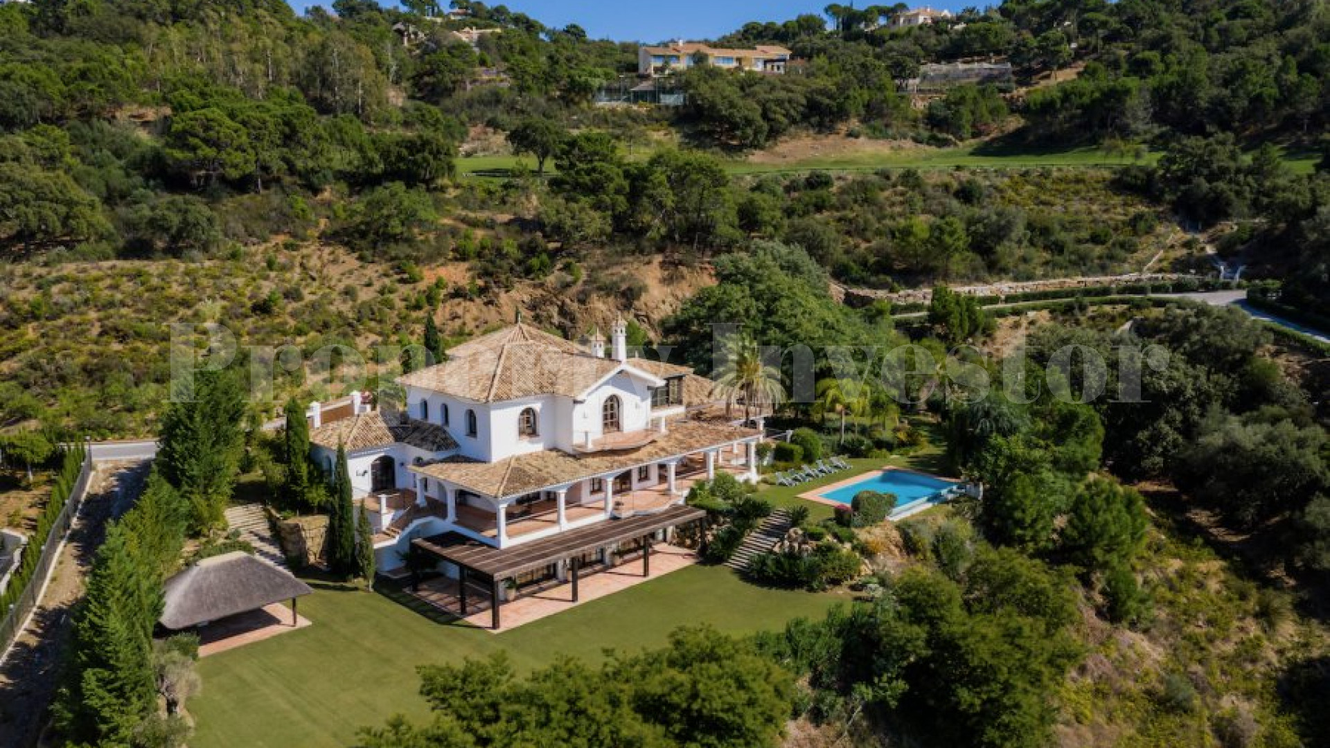 5 Bedroom Luxury Hillside Villa in La Zagaleta