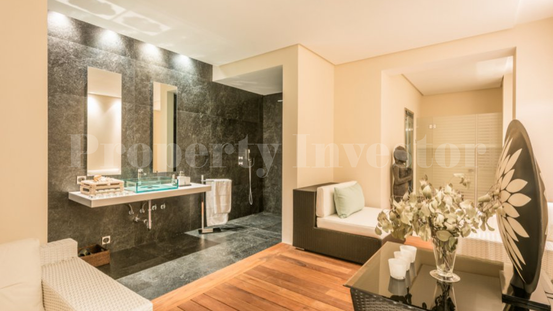 Impressive 9 Bedroom Villa in La Quinta de Sierra Blanca