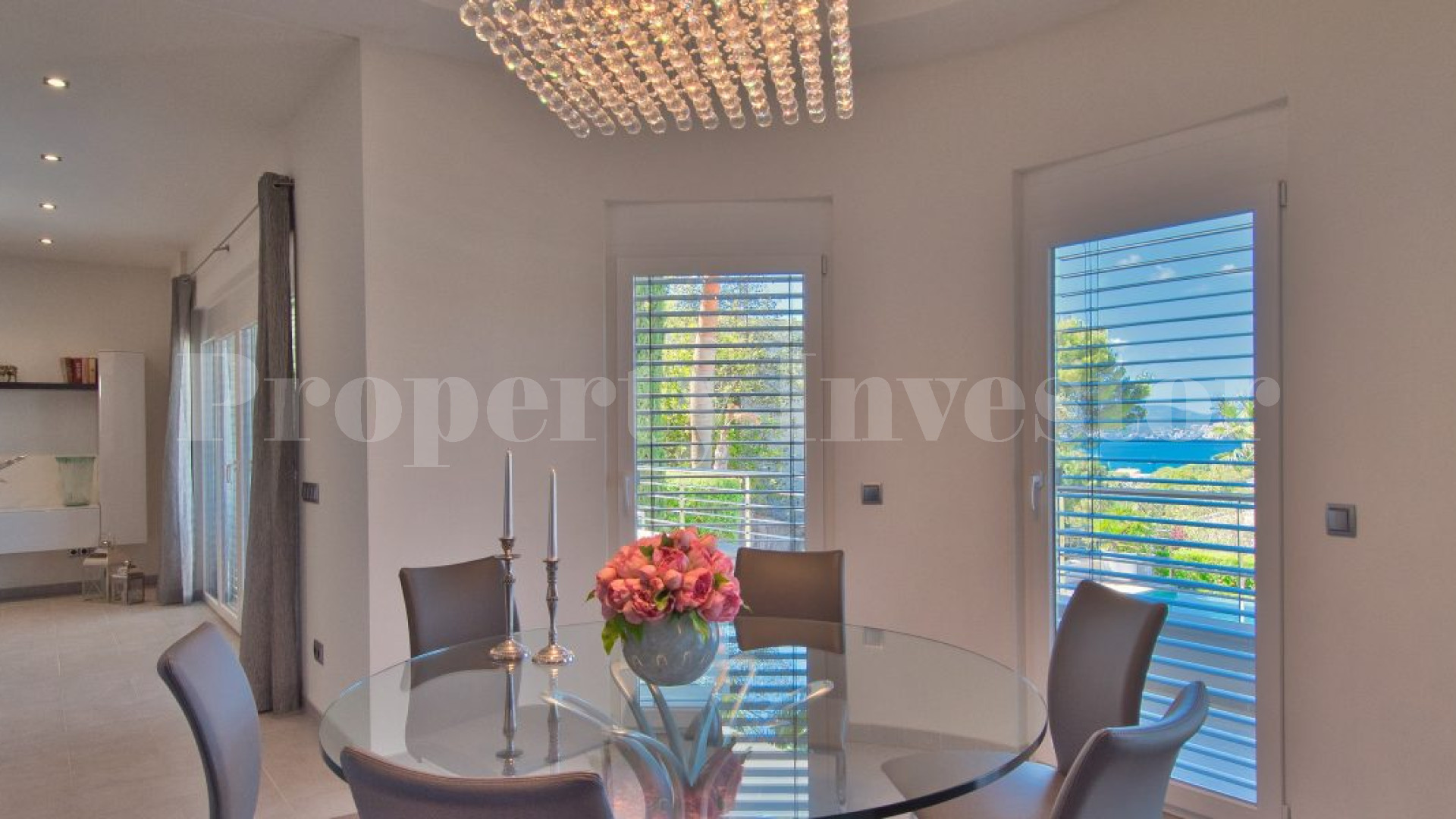 Elegant 4 Bedroom Villa in Nova Santa Ponsa