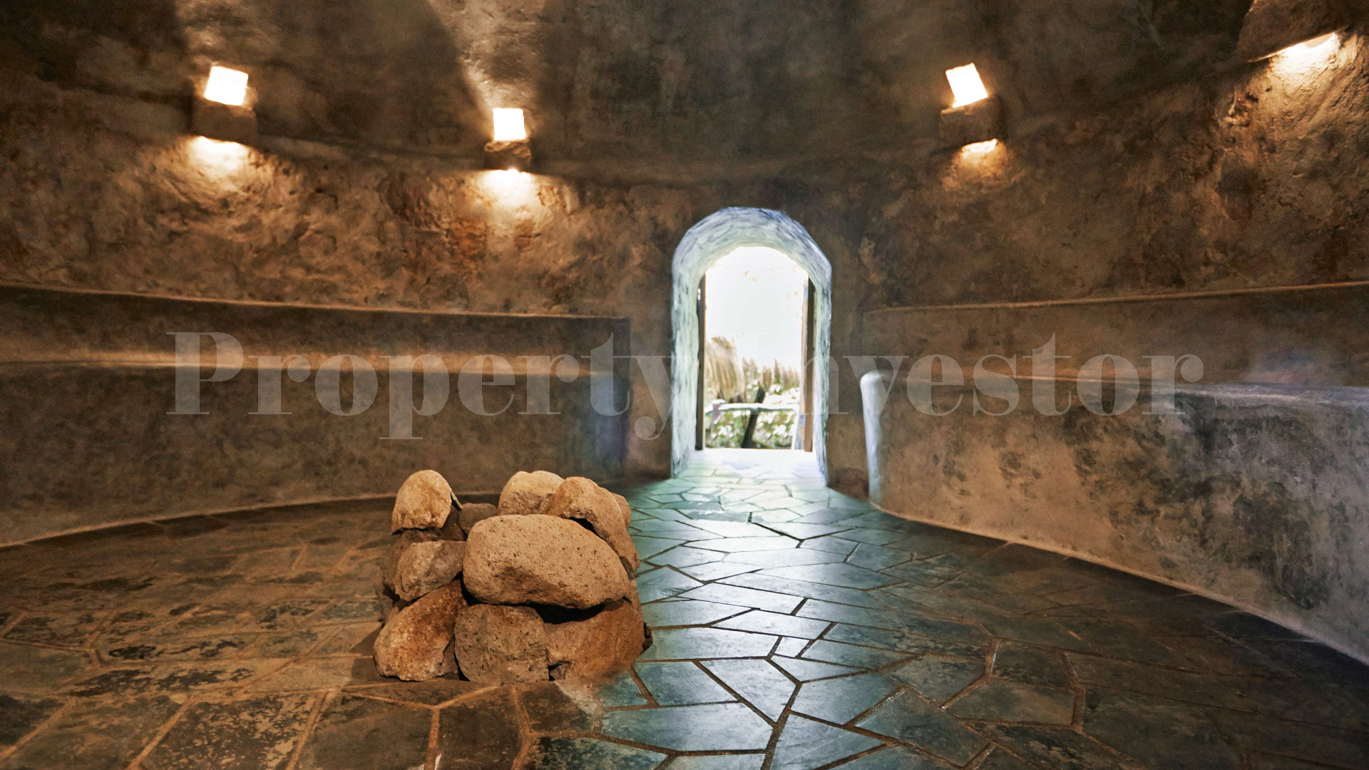 Ultra-Exclusive 4 Bedroom Luxury Beachfront Residence in Saint Lucia