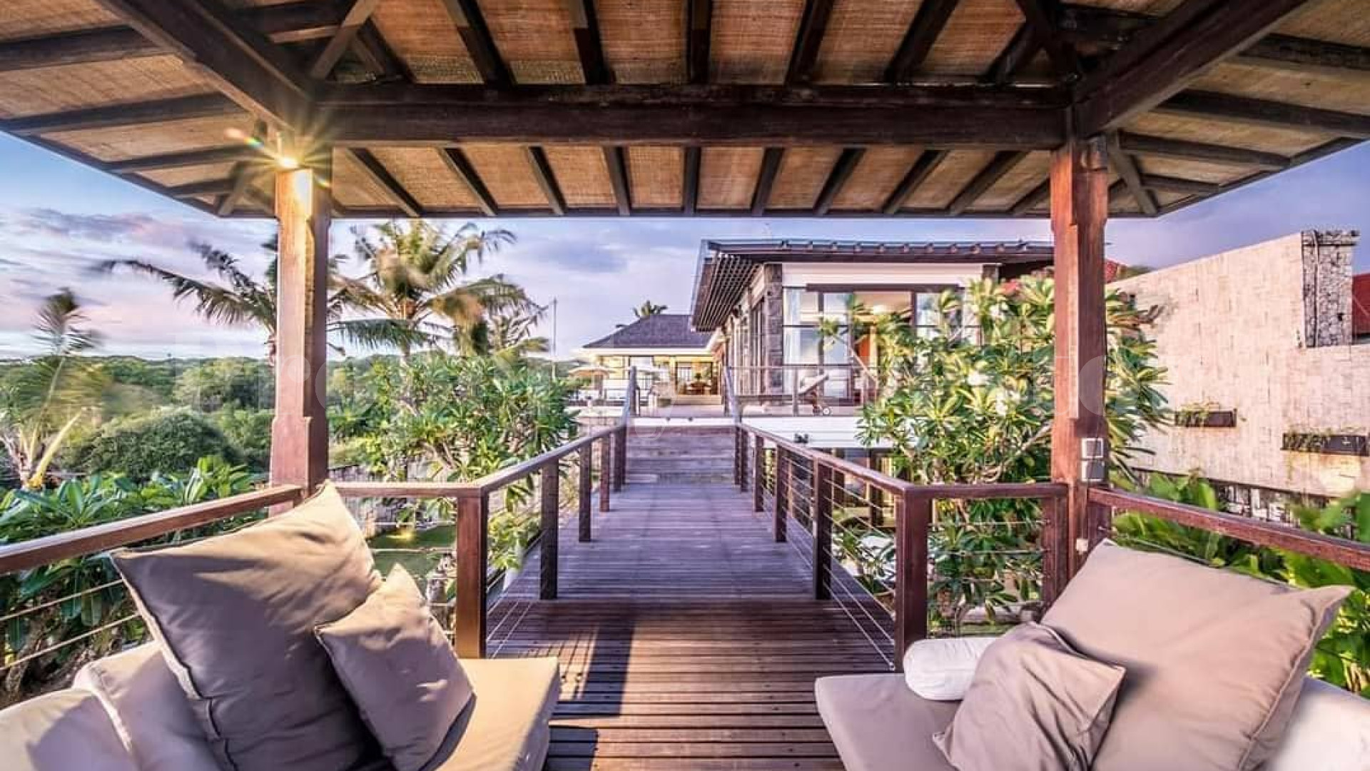 Incredible 3 Bedroom Luxury Clifftop Oceanview Villa with Private Beach Access for Sale in Uluwatu, Bali