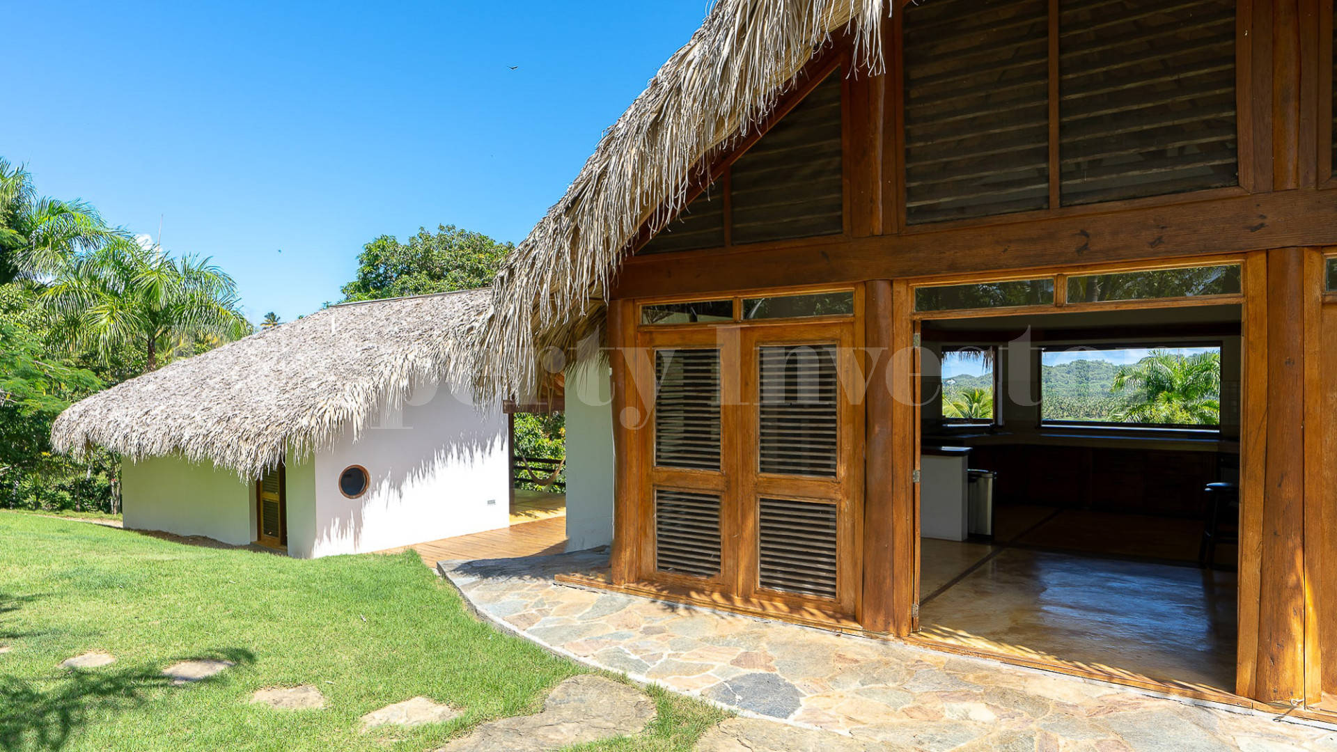 Эко ретрит на 5 спален с ручной отделкой с невероятными видами на океан и тропические сады рядом с Лас-Терренас, Доминиканская Республика