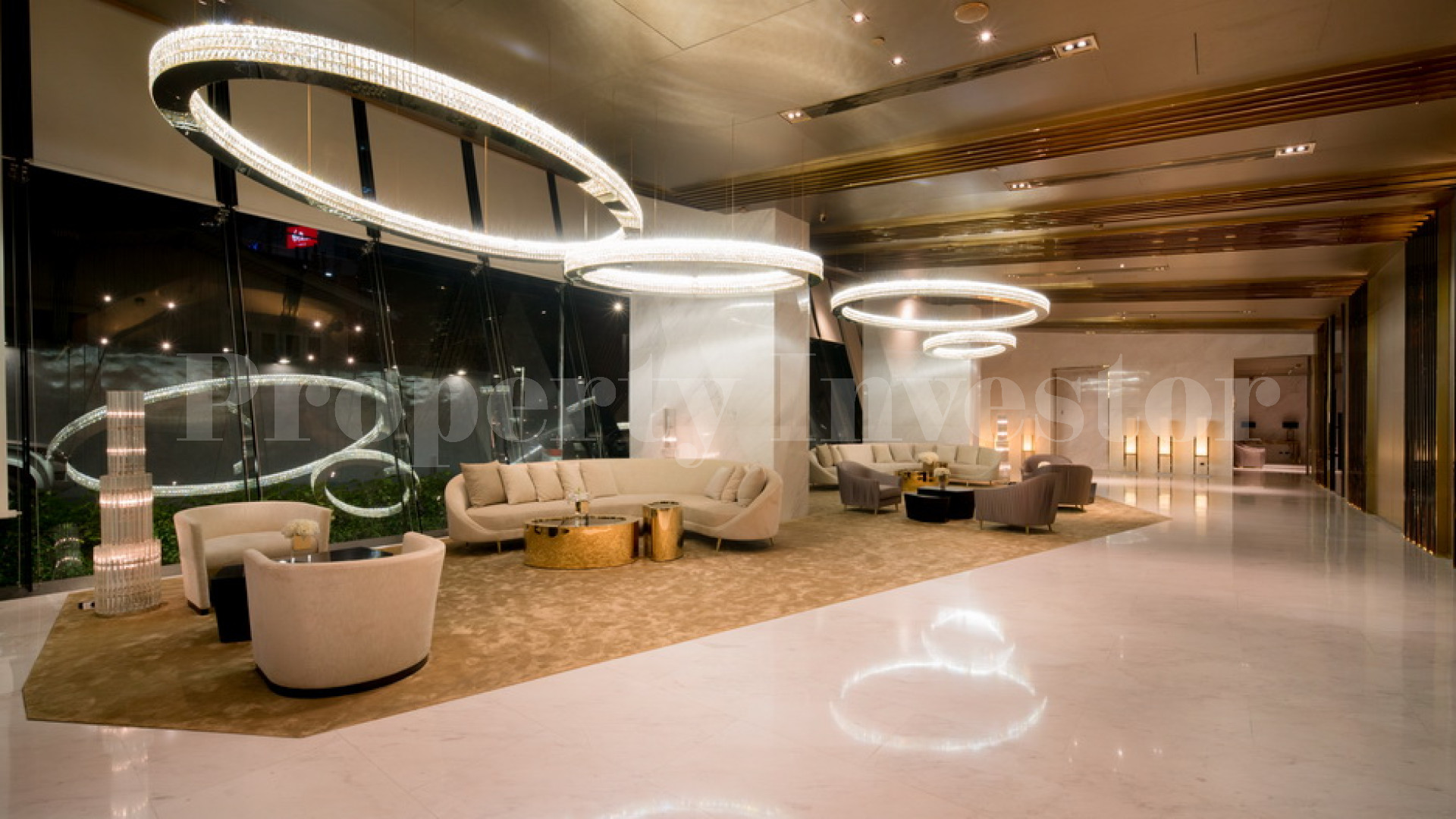 Эксклюзивный ультра роскошный пентхаус-апартамент на 3 спальни в Фром Фонг, Бангкок