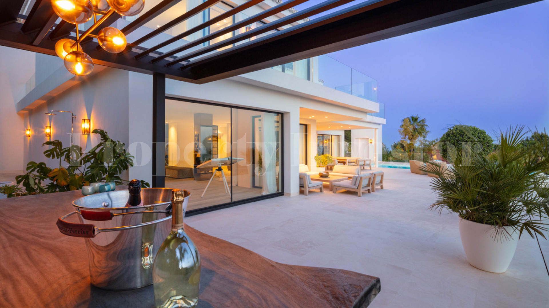 Stylish 7 Bedroom Luxury Designer Villa with Incredible Infinity Pool & Entertainment Areas for Sale in  Cascada de Camojan, Spain