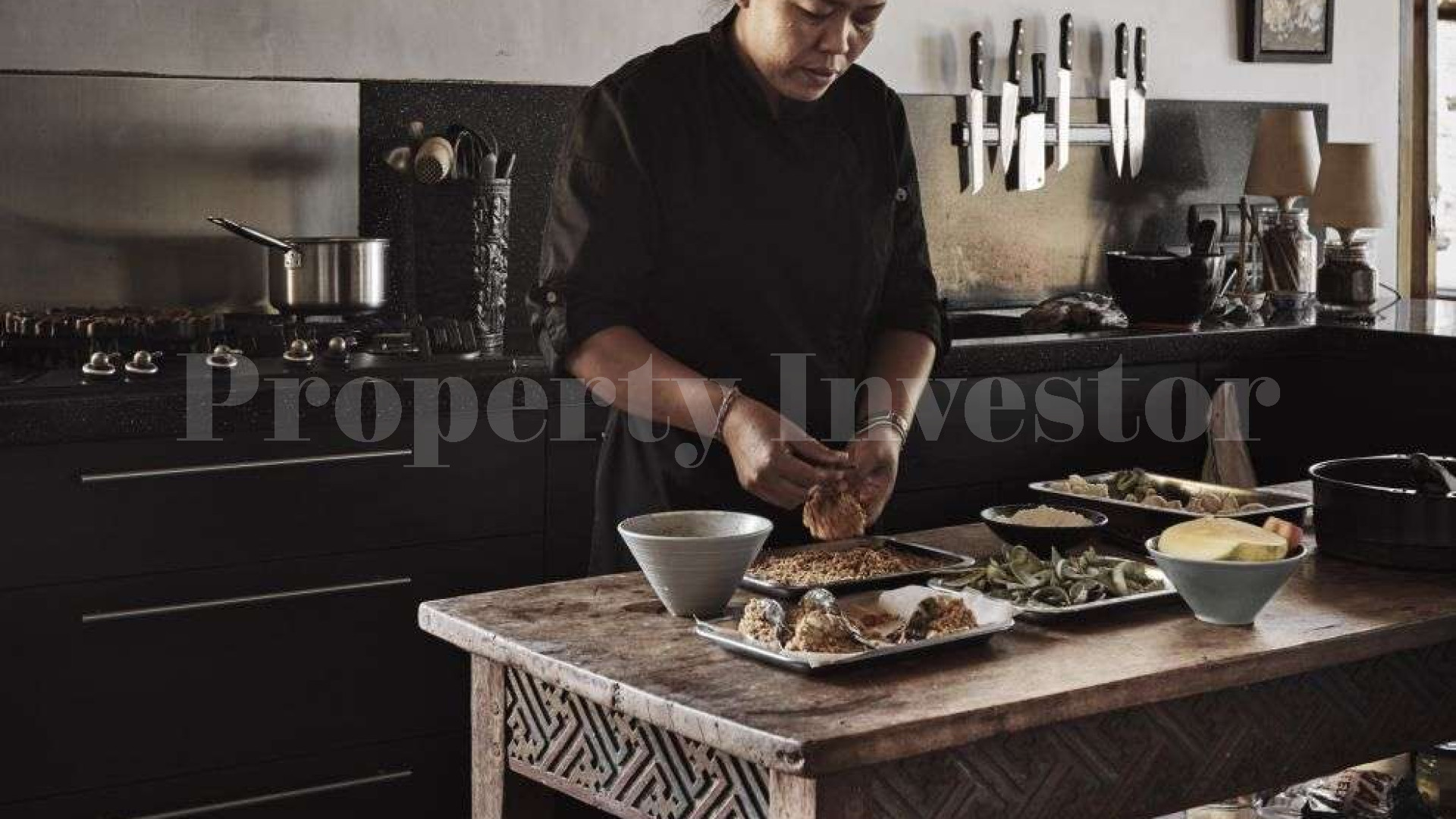 Elegant 4 Bedroom Traditional Balinese Style Luxury Villa for Sale in North Ubud, Bali