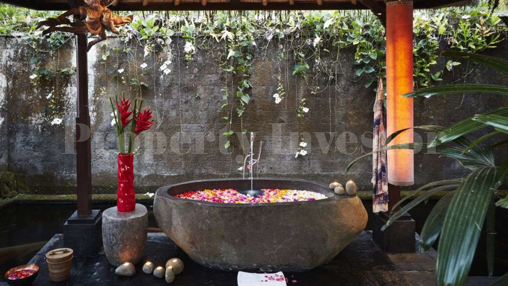 Elegant 4 Bedroom Traditional Balinese Style Luxury Villa for Sale in North Ubud, Bali