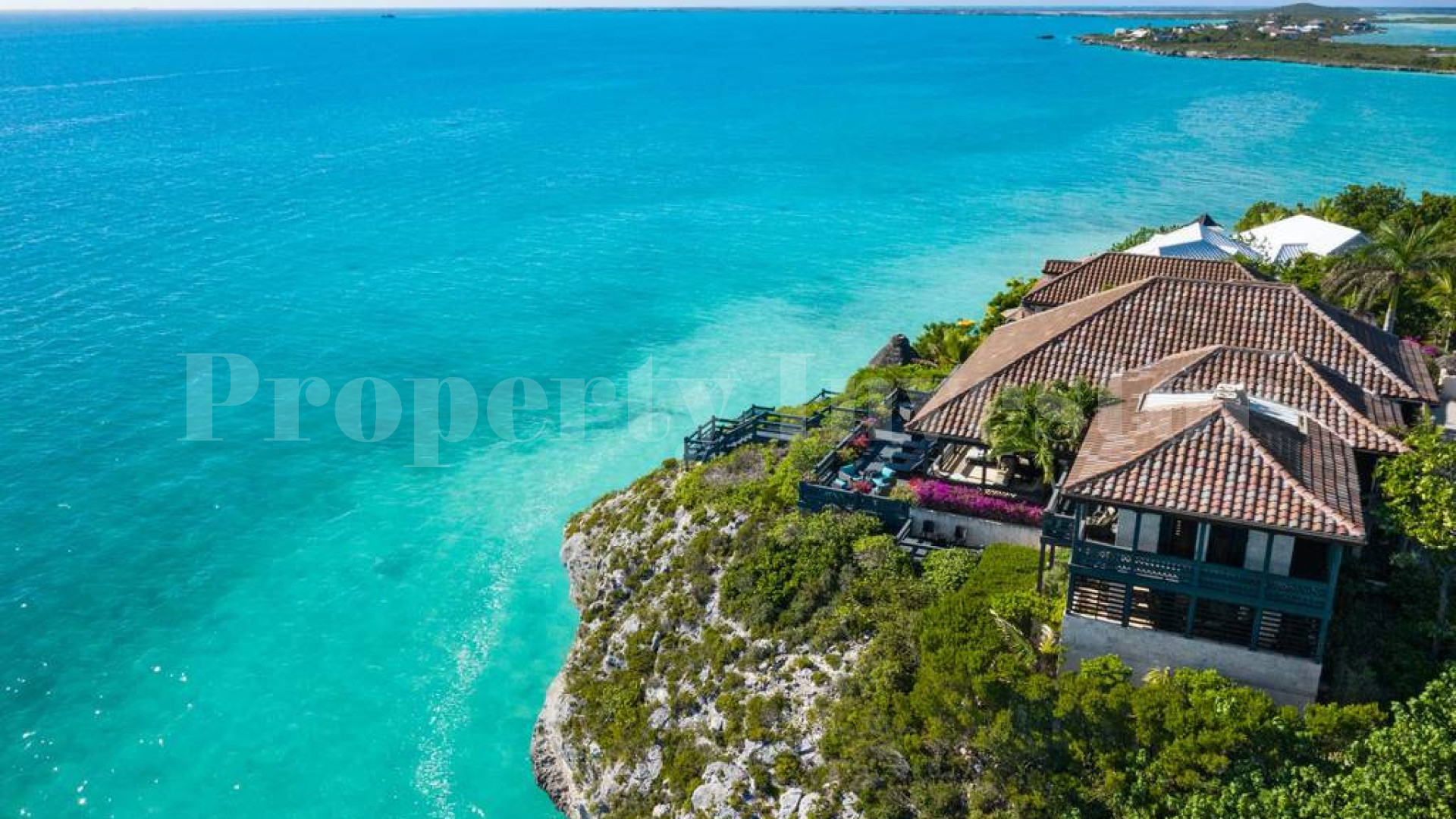Incredible 6 Bedroom Luxury Oceanview Villa with Private Beach Access for Sale in Sapodilla Bay, Turks & Caicos