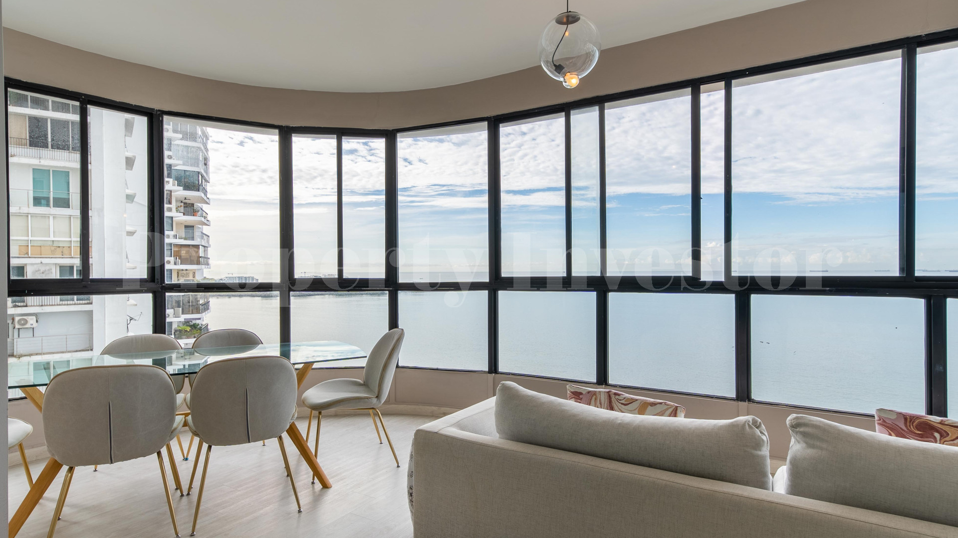 Iconic 5 Bedroom Luxury Condominium with Unparalleled City Views for Sale in Panama City