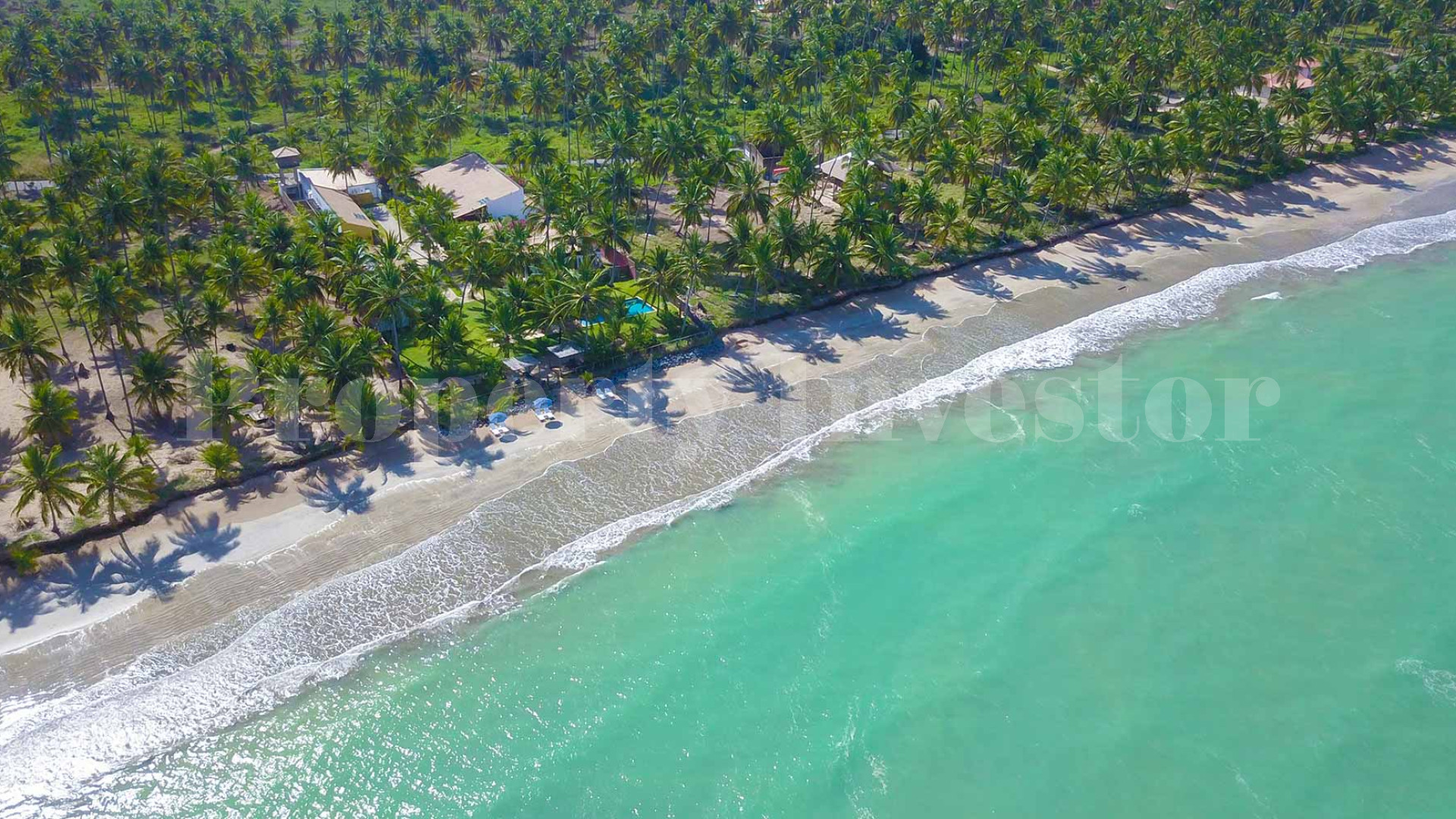 Продаётся красивый бутик-отель из 8 шале и ресторан на пляже в Марагоже, Бразилия