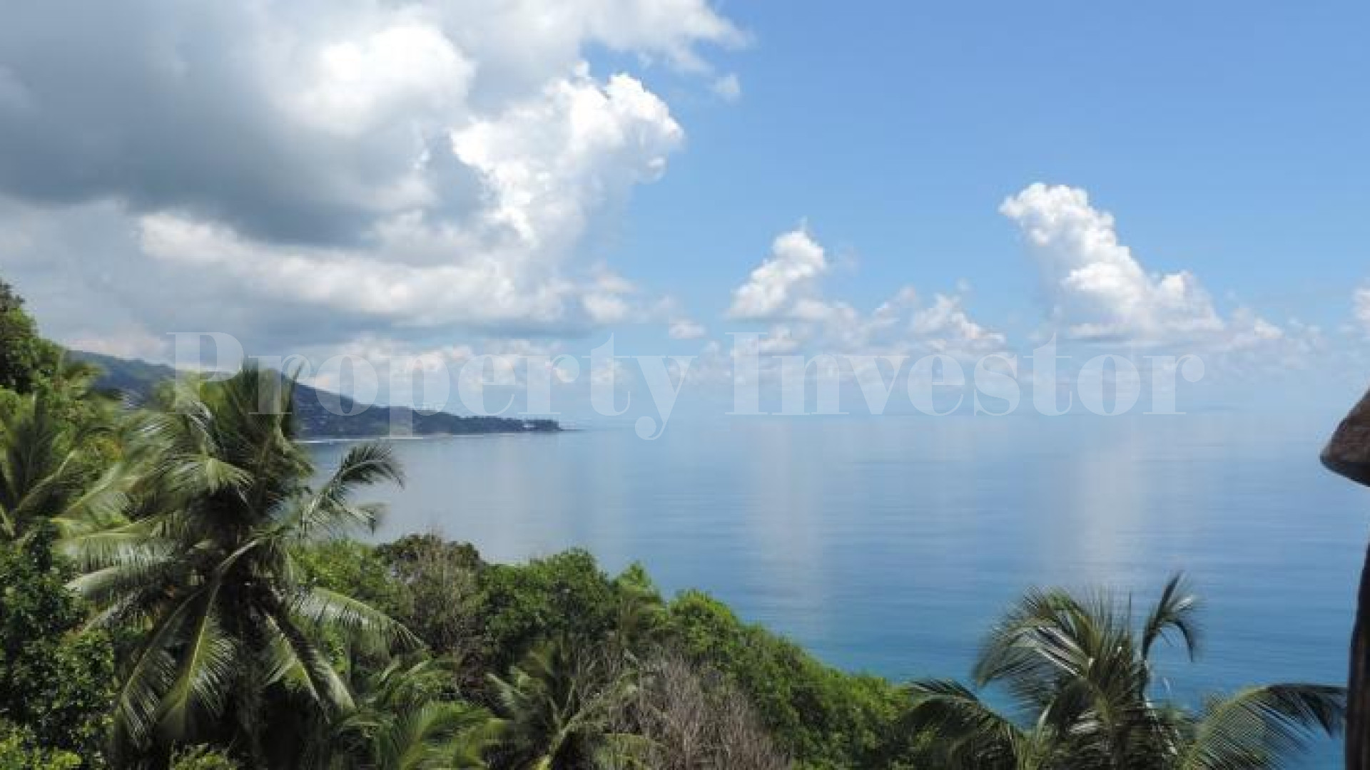 Fantastic 2 Bedroom Luxury Villa with Spectacular Panoramic Sea Views Overlooking Surfer's Beach, Seychelles