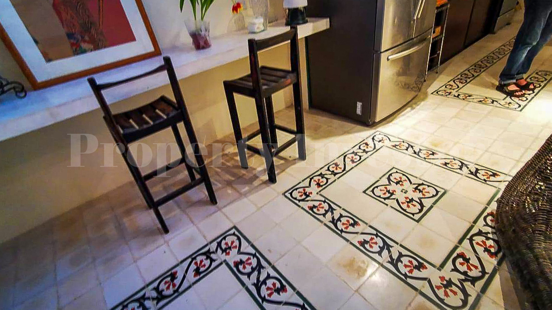 Beautifully Renovated 2 Bedroom Colonial Home for Sale in Merida