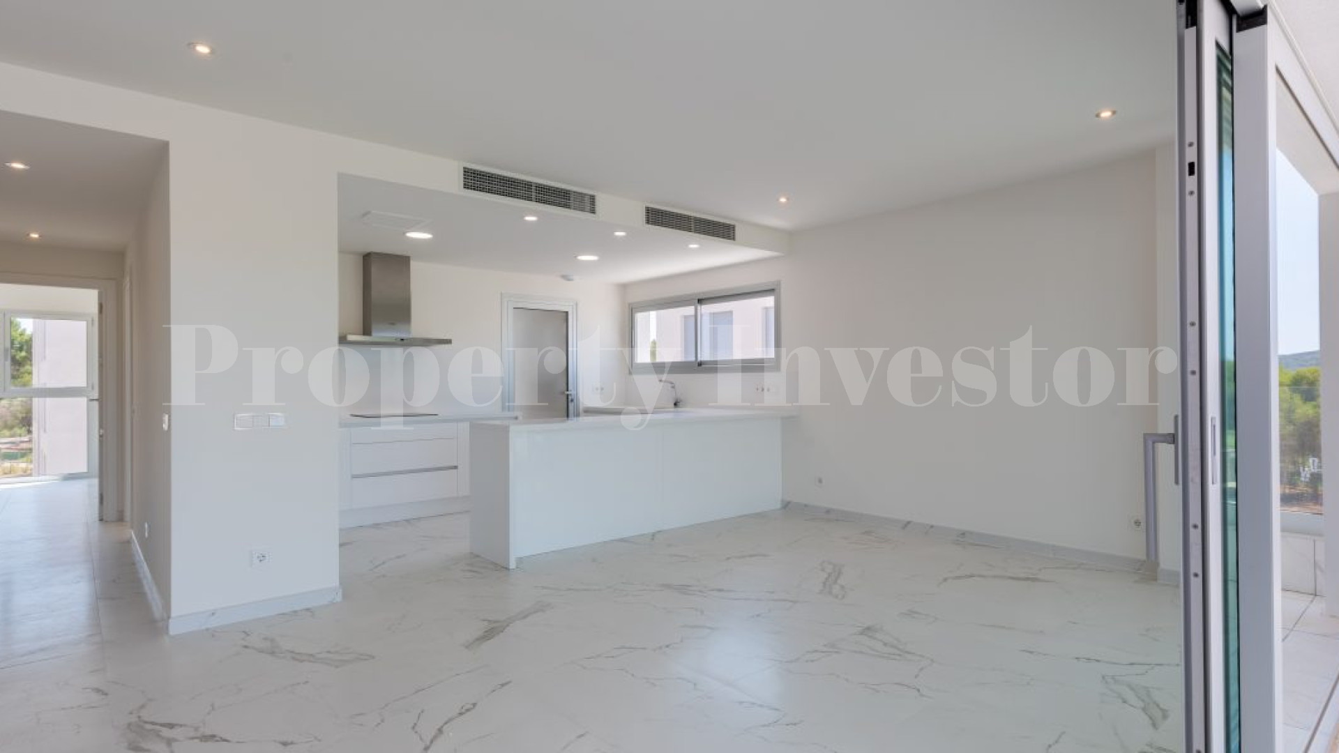 Elegant 3 Bedroom Luxury Apartment in Nova Santa Ponsa