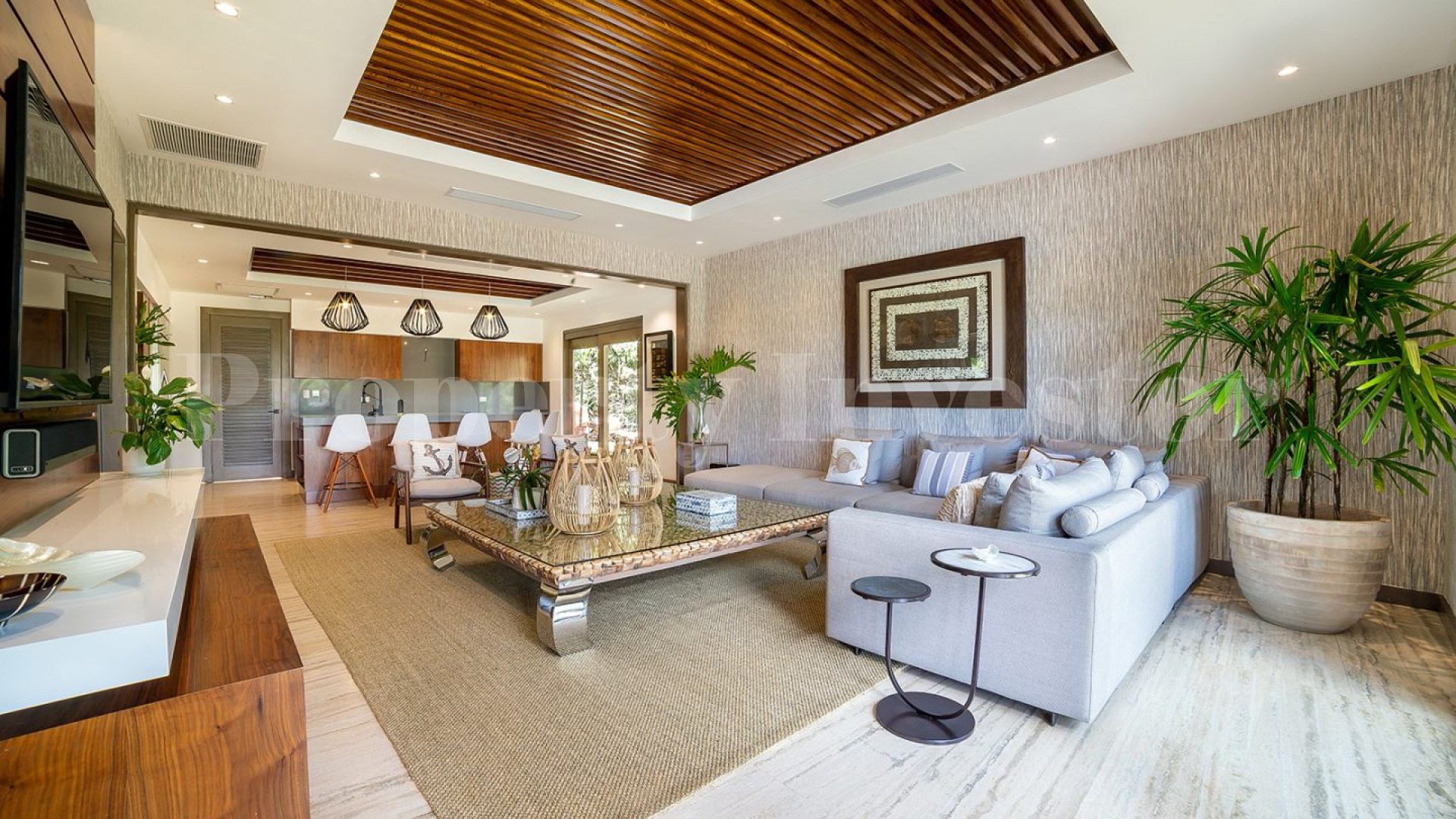 Exquisite 5 Bedroom Villa with Stunning Golf & Ocean Views for Sale in La Romana, Dominican Republic