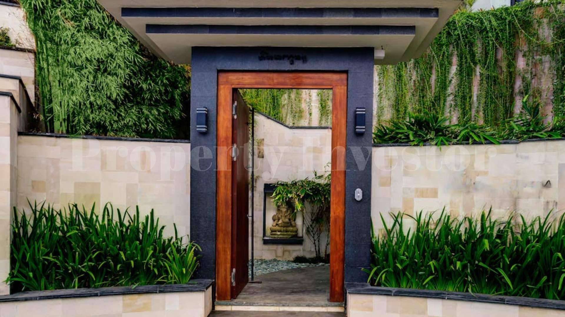 Stunning 7 Bedroom Luxury Villa with 180° Degree Panoramic Ocean Views for Sale in Pandawa, Bali