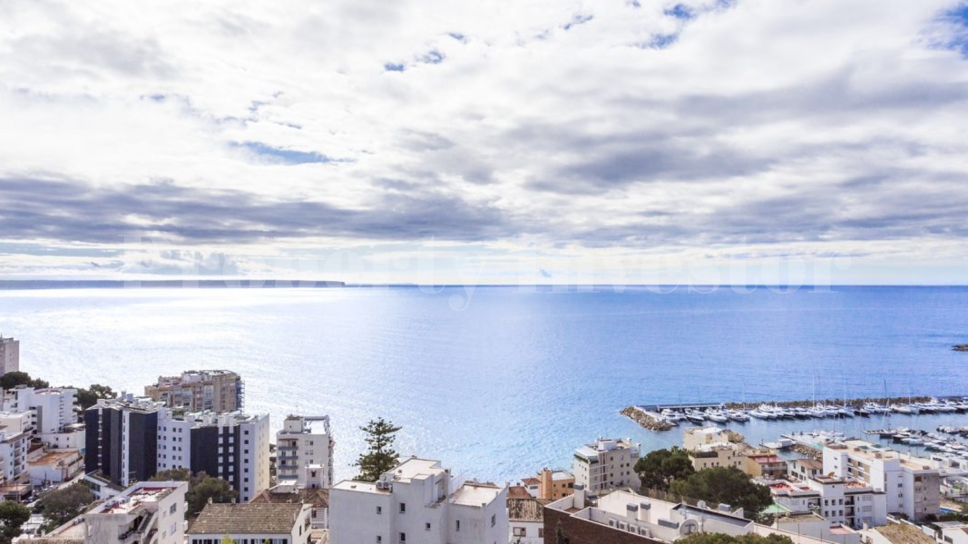 4 Bedroom High End Apartment with Panoramic Sea Views in San Augustin, Mallorca