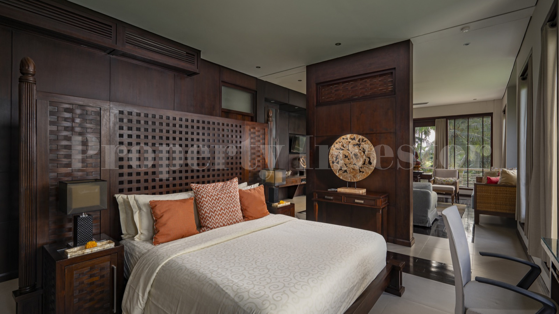 Продаётся отмеченный наградами бутик отель на 8 номеров и ресторан изысканной кухни в Убуде, Бали