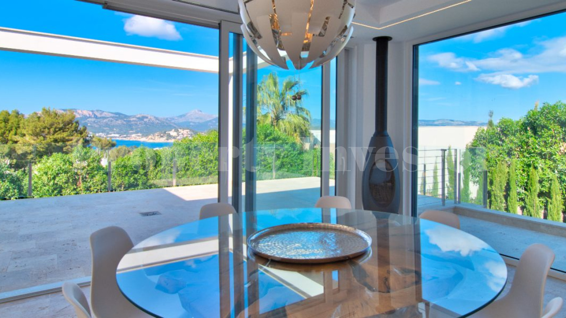 Modern 5 Bedroom Villa with Sea Views in Nova Santa Ponsa