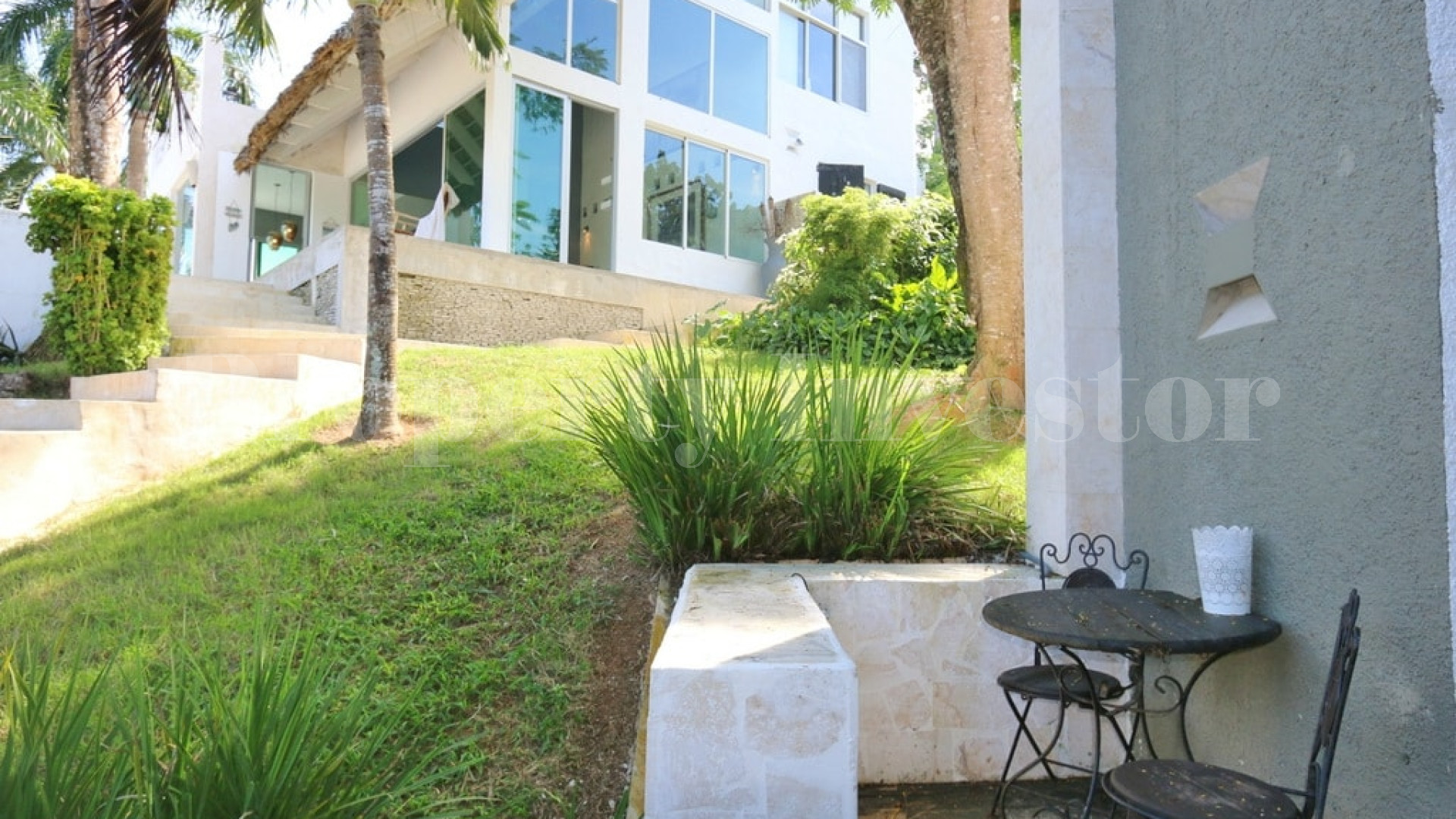 Modern Oceanview Villa in El Limon