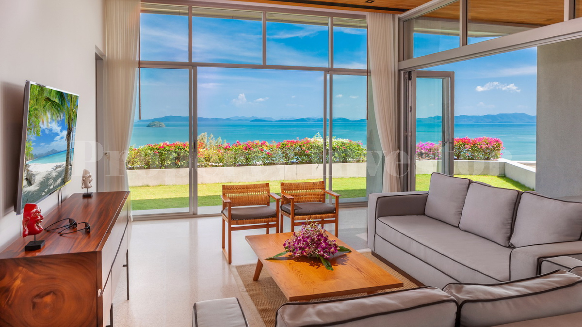 Неповторимая роскошная современная дизайнерская вилла в минималистическом стиле на 5 спален с изумительным выступающим инфинити бассейном на Пхукете