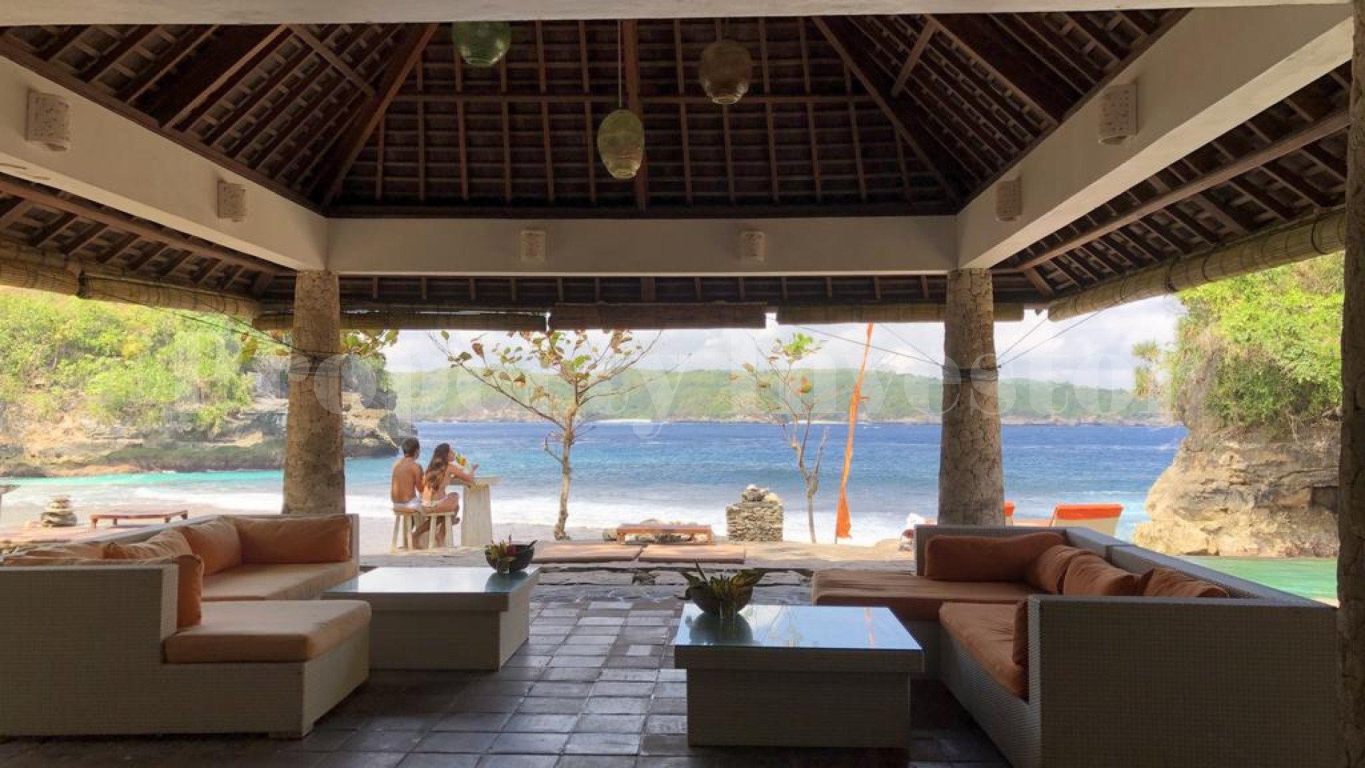 Impressive 4* Star 7 Villa Sustainable Beachfront Eco Resort on Nusa Ceningan, Indonesia