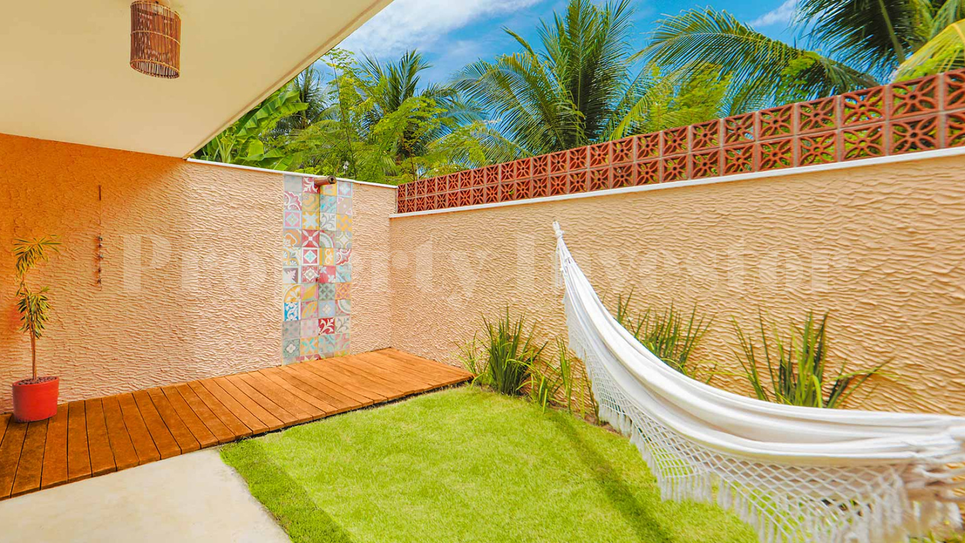 Stunning 8 Chalet Boutique Beachfront Hotel & Gourmet Restaurant Accessible to the Public for Sale in Japaratinga, Brazil